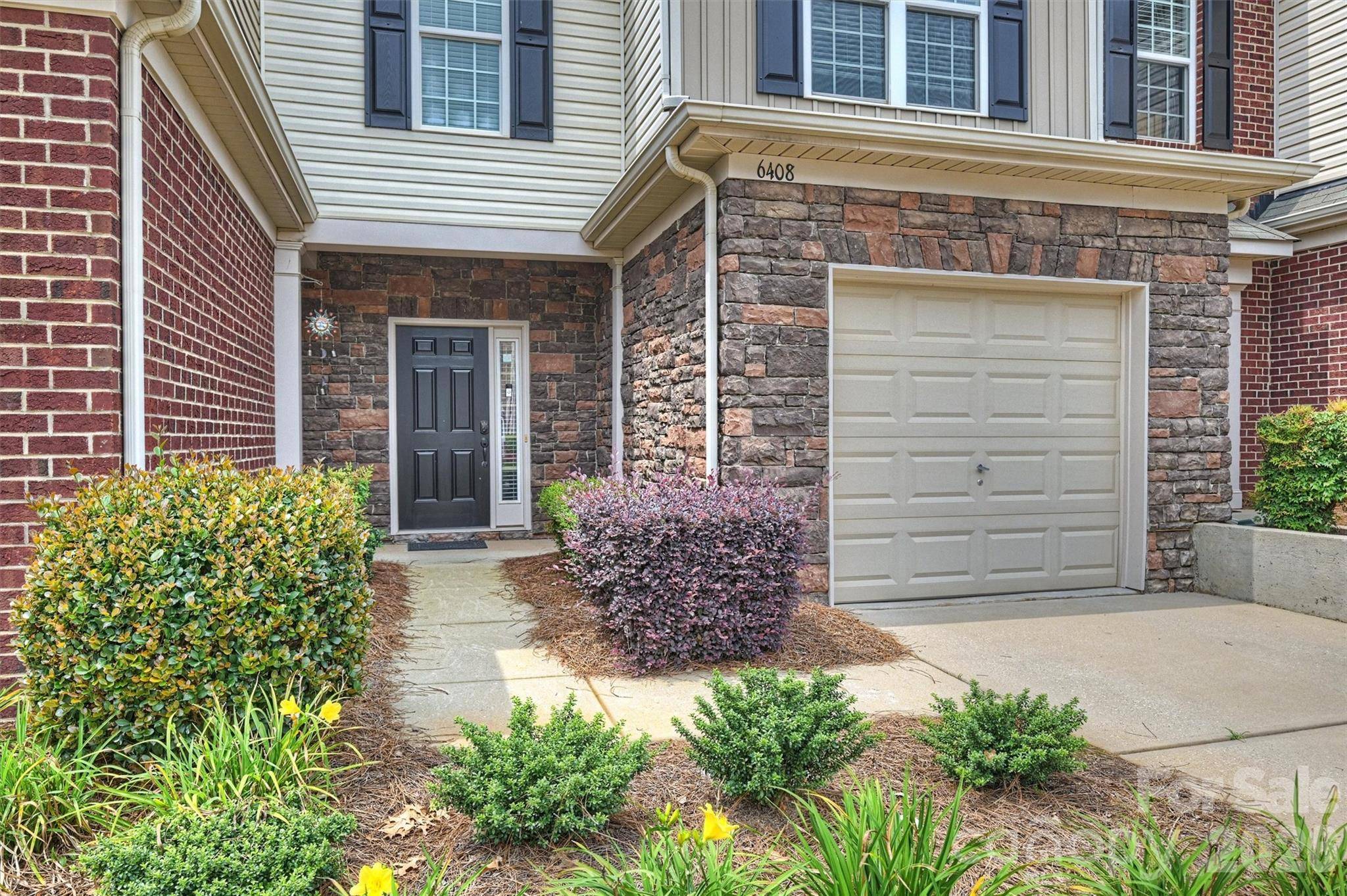 6408 Silver Star LN, Charlotte, NC 28210