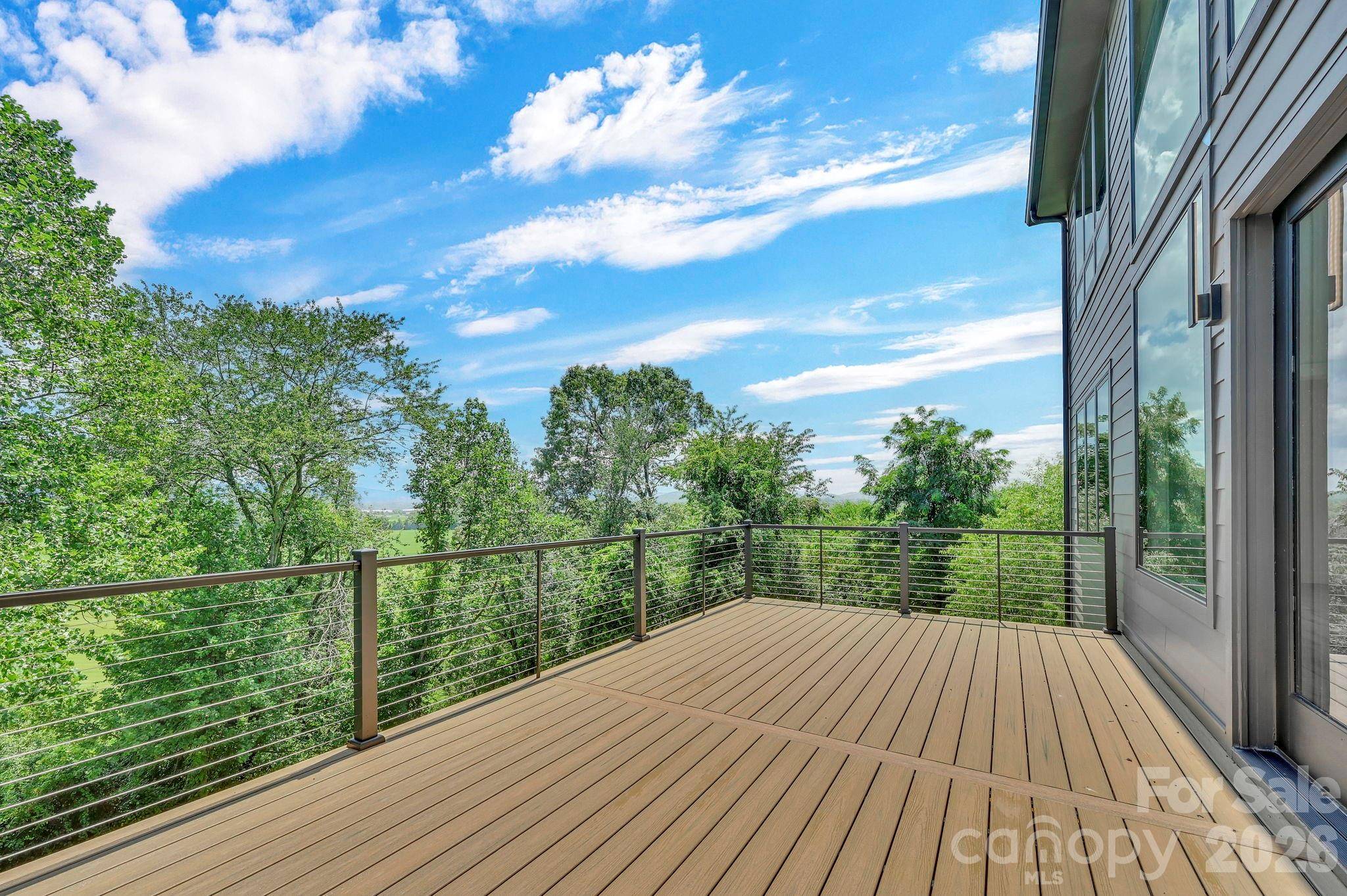227 Pisgah Ridge TRL, Mills River, NC 28759