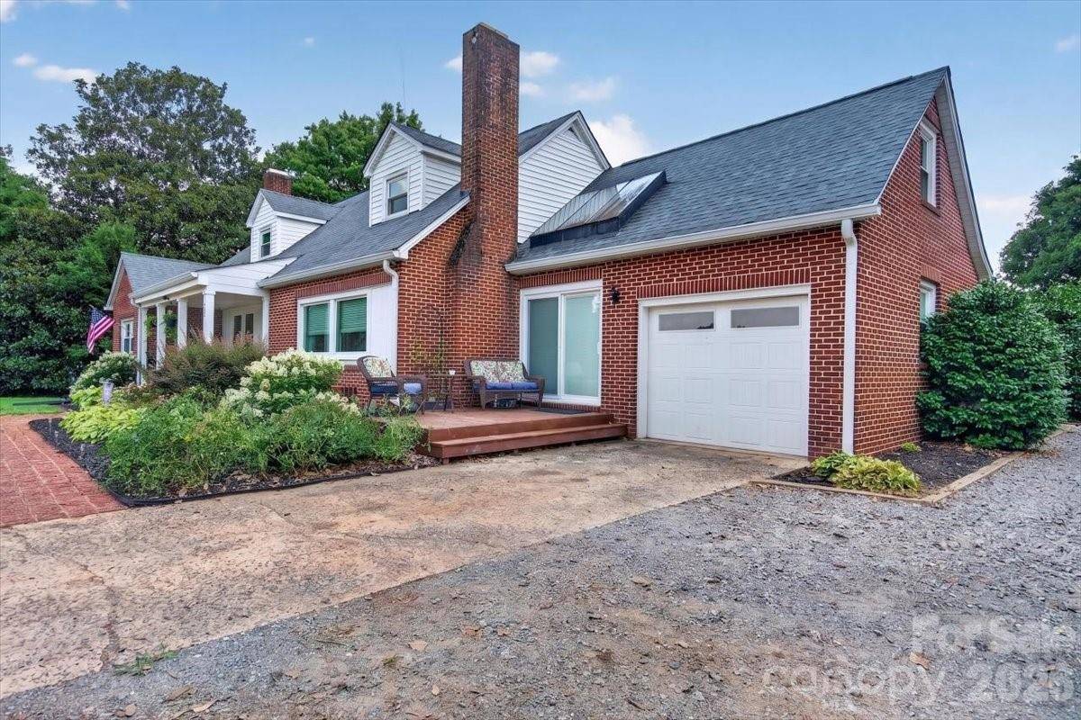 941 Casar Belwood RD, Lawndale, NC 28090