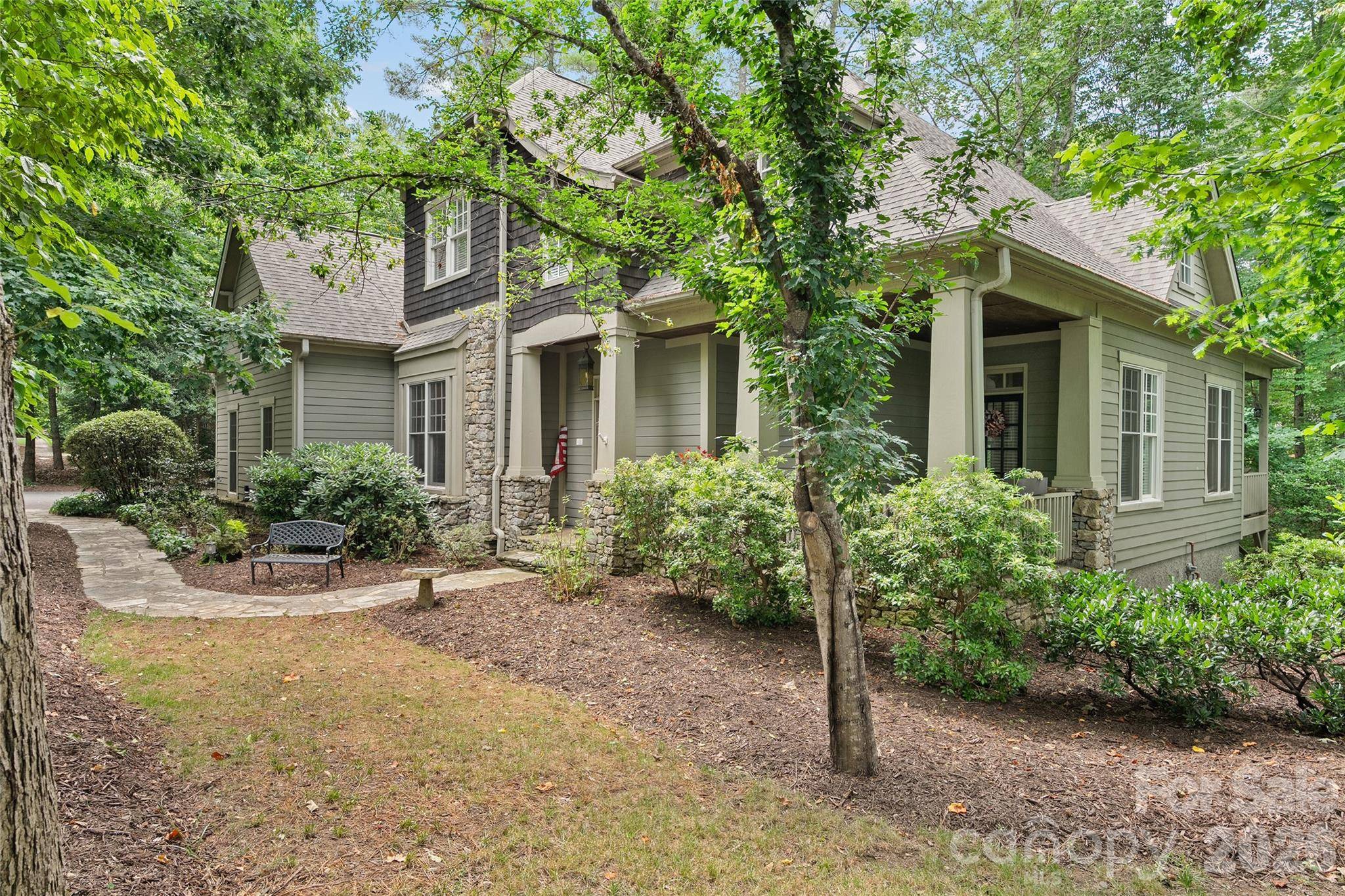 626 Wickhams Fancy DR, Biltmore Lake, NC 28715