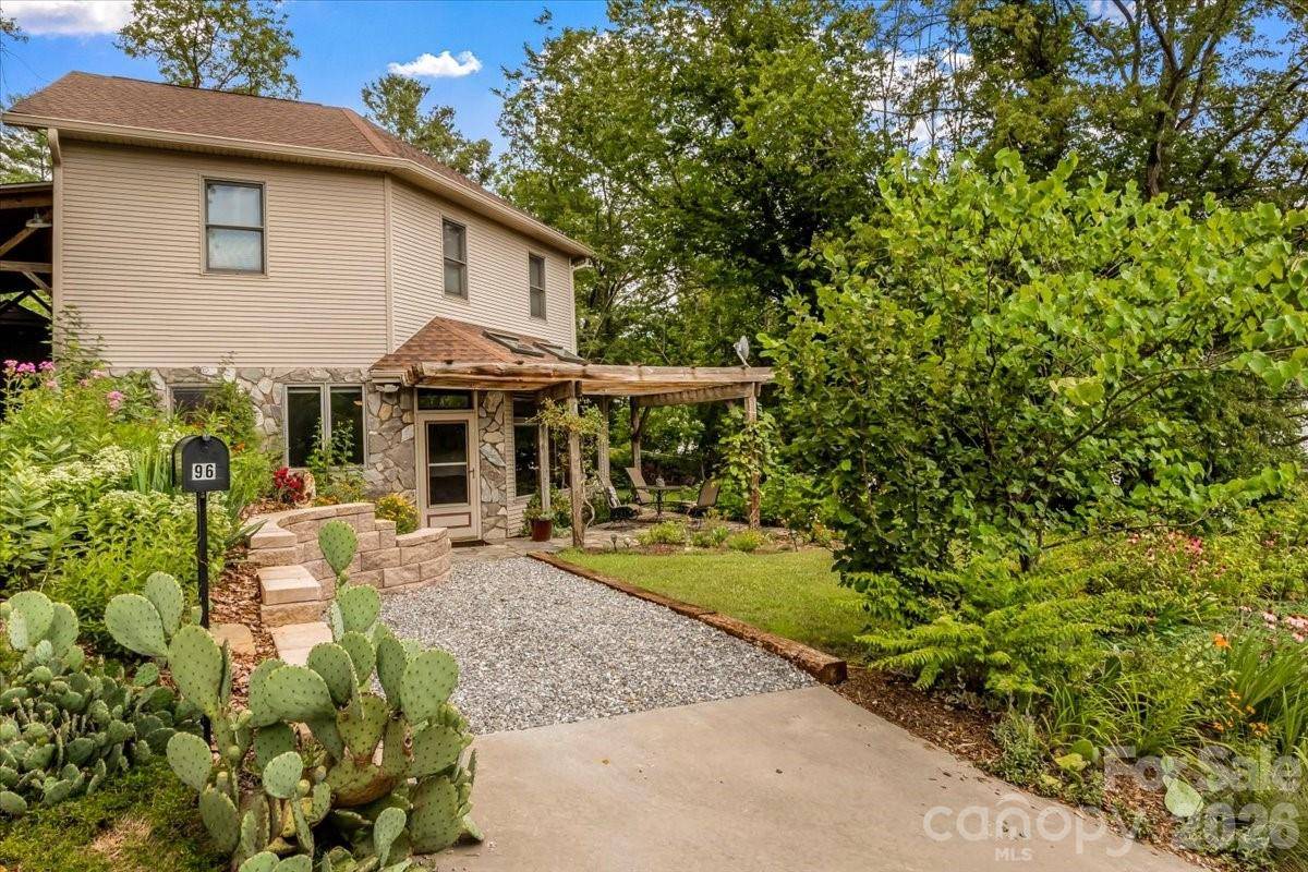 96 Woodrow AVE, Asheville, NC 28801