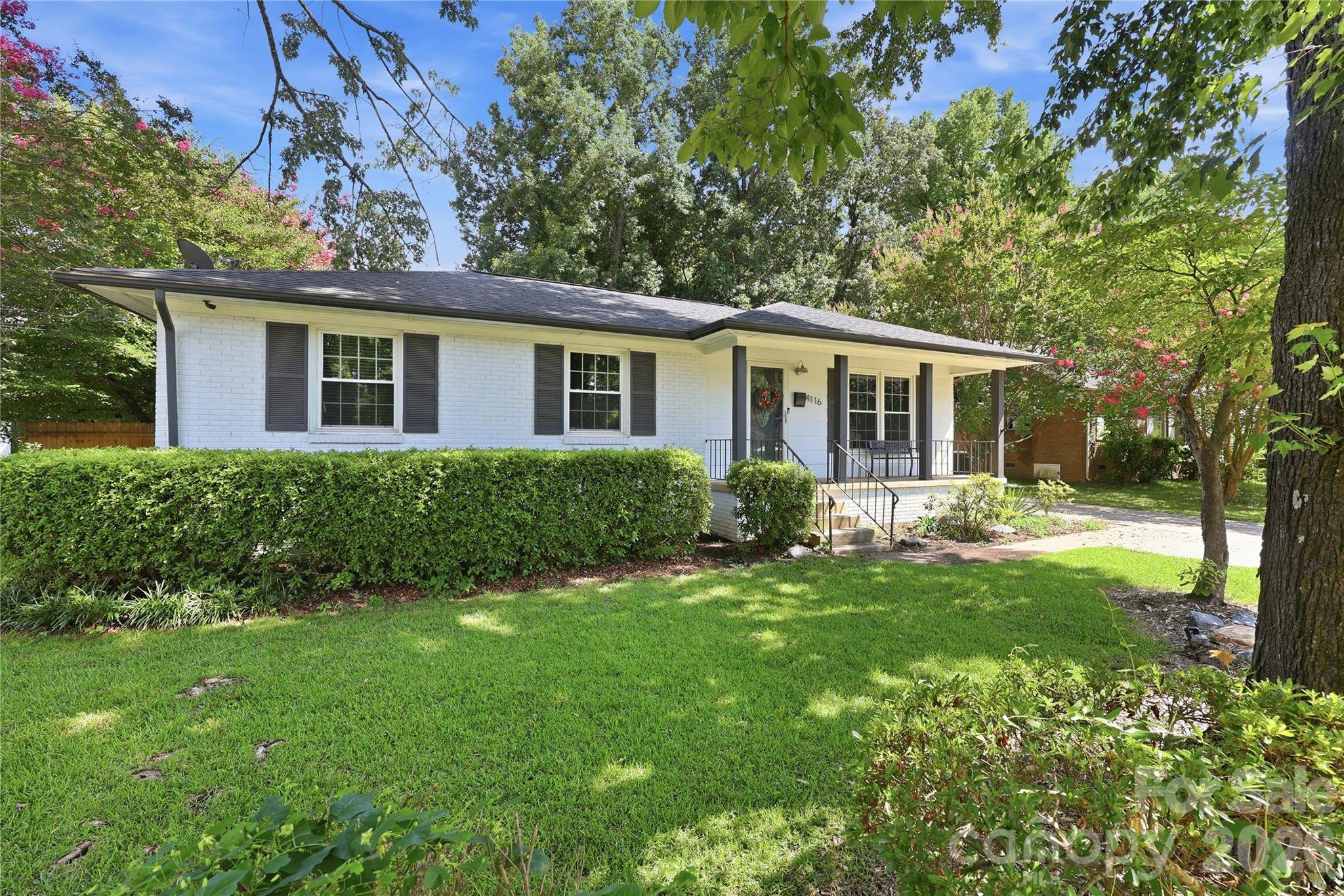 4116 Tipperary PL, Charlotte, NC 28215
