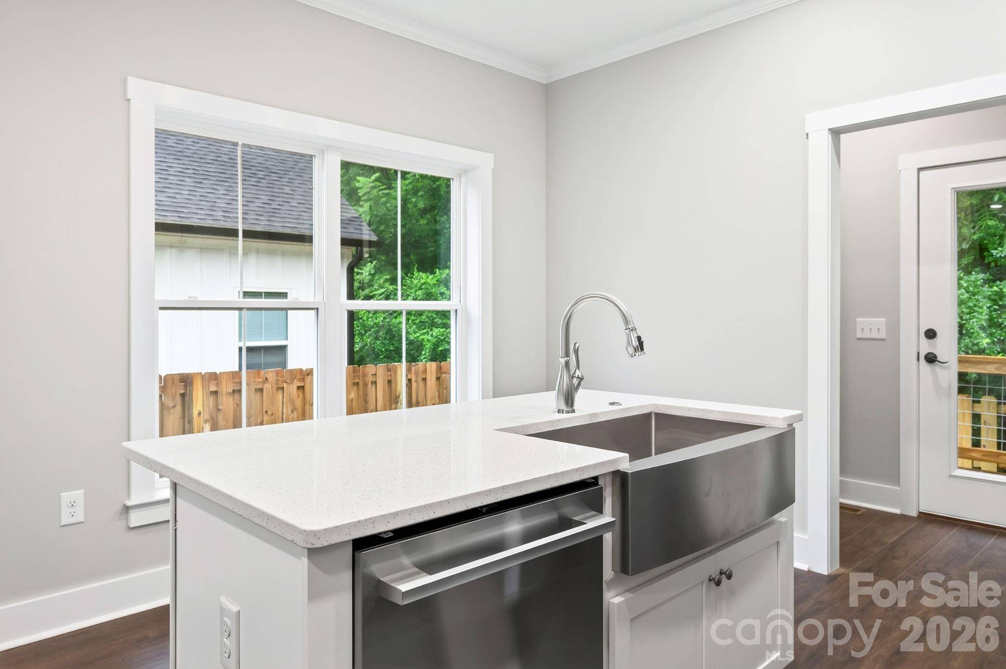 110 Orchard ST, Old Fort, NC 28762