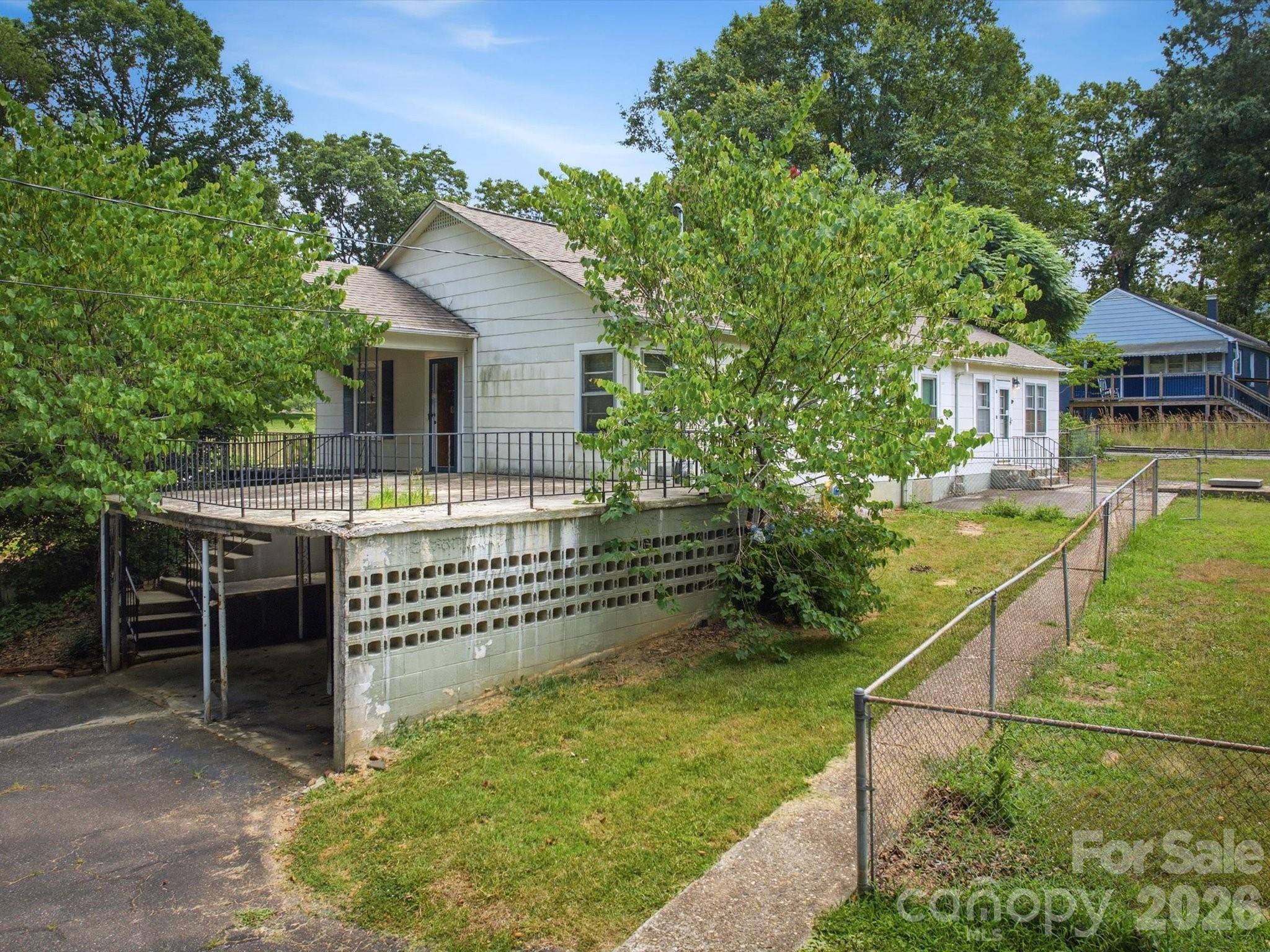 1809 Drexel RD, Valdese, NC 28690
