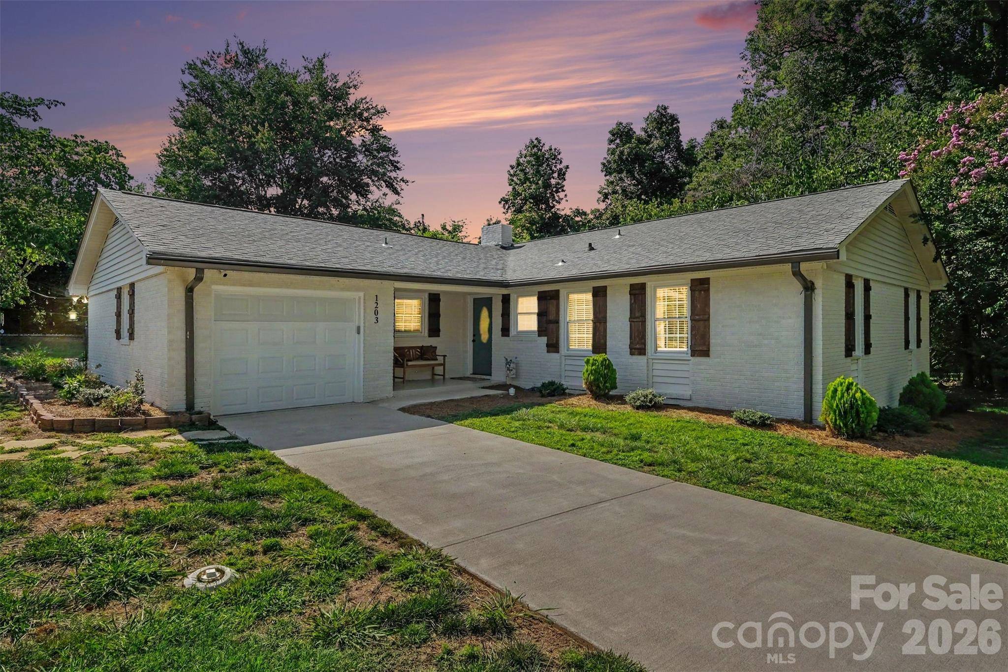 1203 Flintshire DR, Albemarle, NC 28001