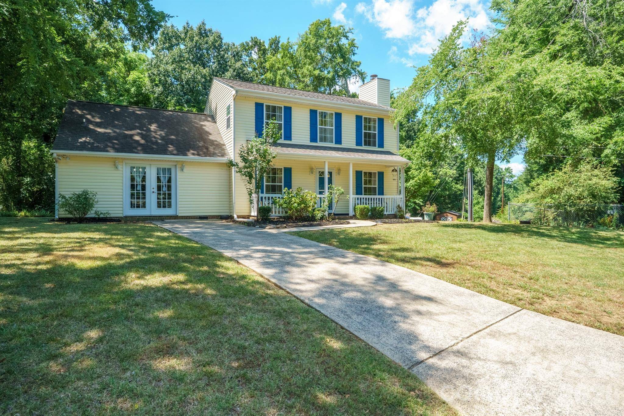 6421 Whitewater DR, Charlotte, NC 28214