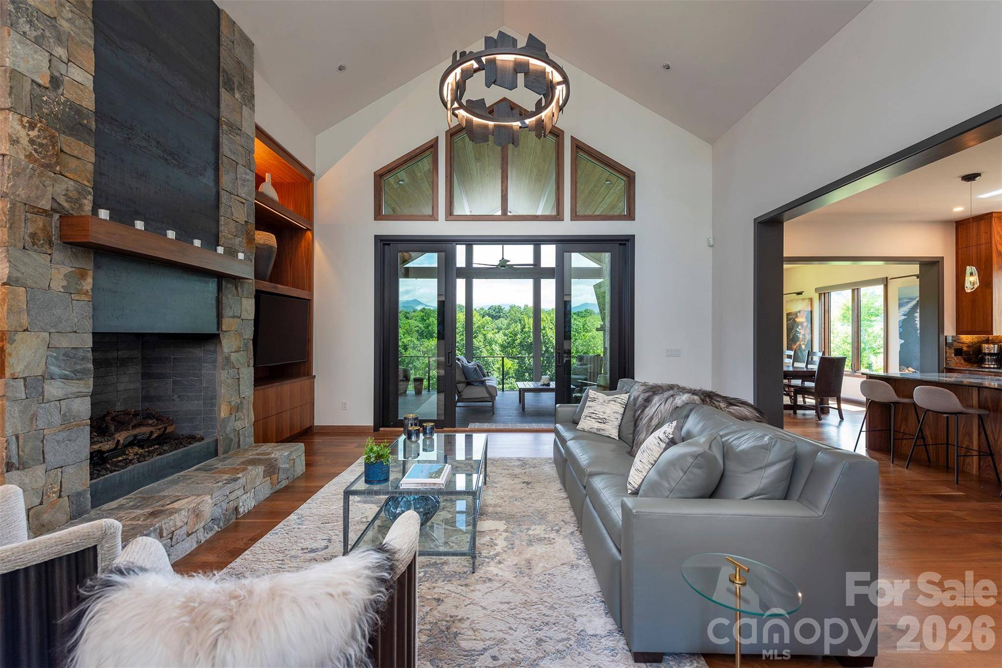 158 Riverbend Forest DR, Asheville, NC 28805