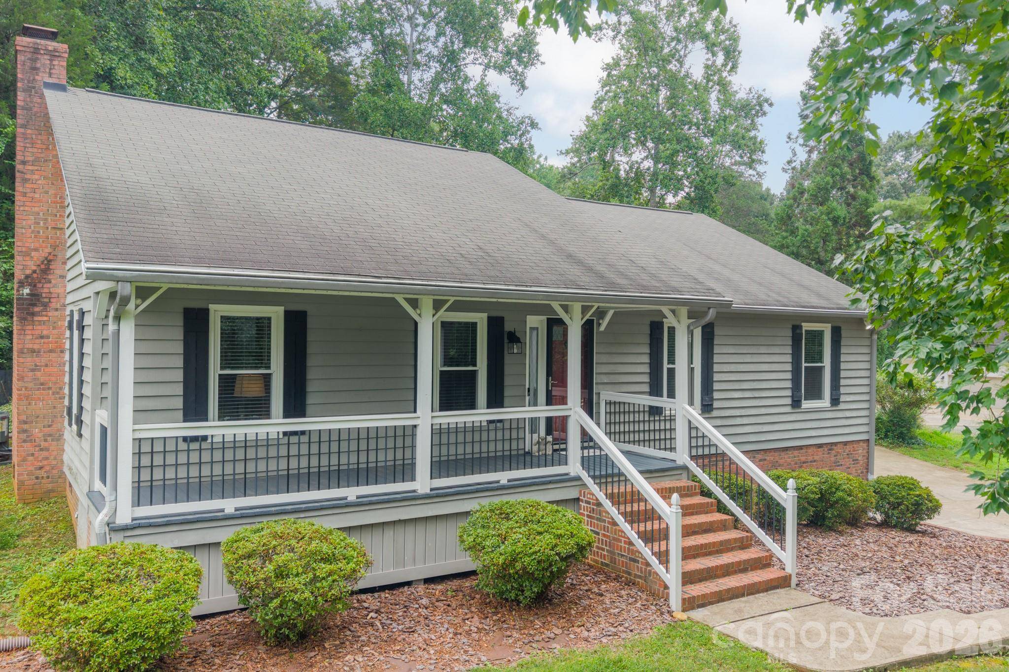7400 Sample RD, Huntersville, NC 28078