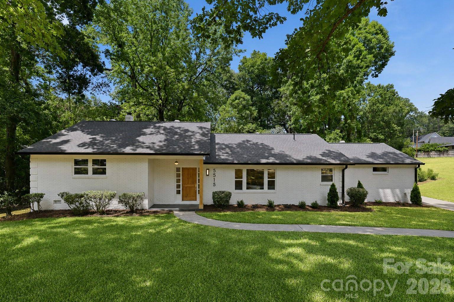 5515 Doncaster DR, Charlotte, NC 28211