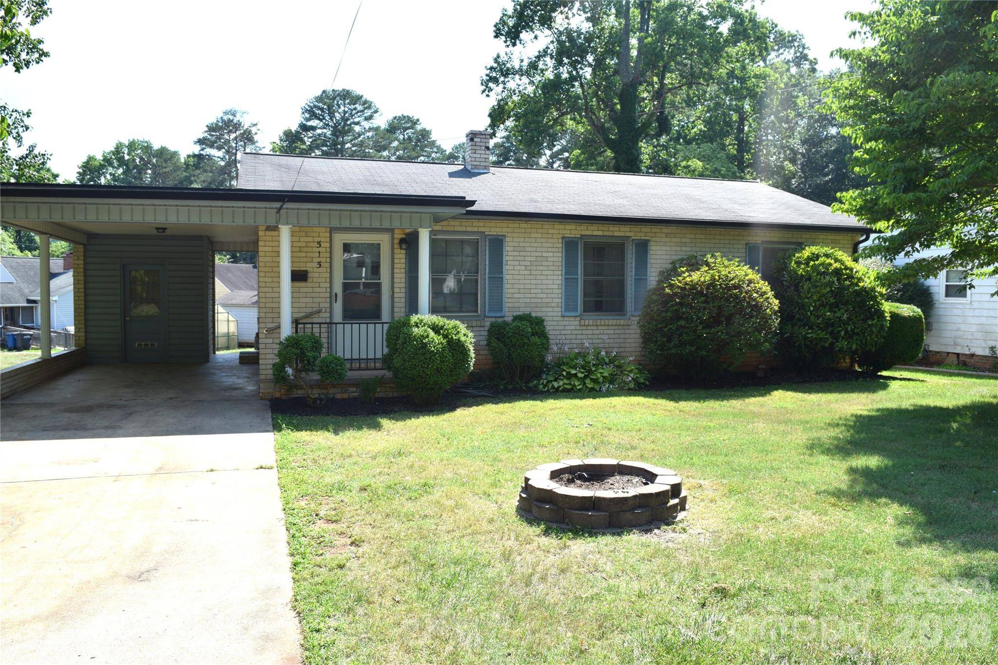 515 Kerr ST, Statesville, NC 28677