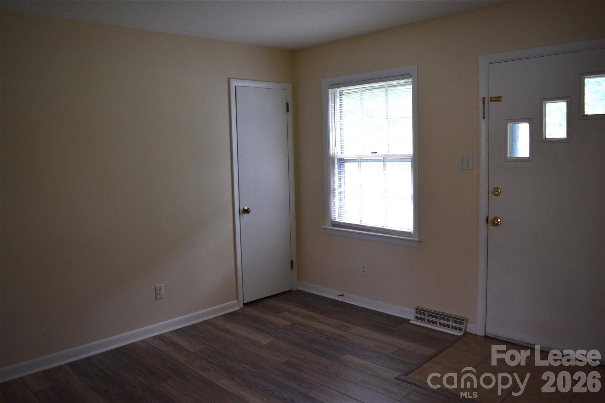515 Kerr ST, Statesville, NC 28677