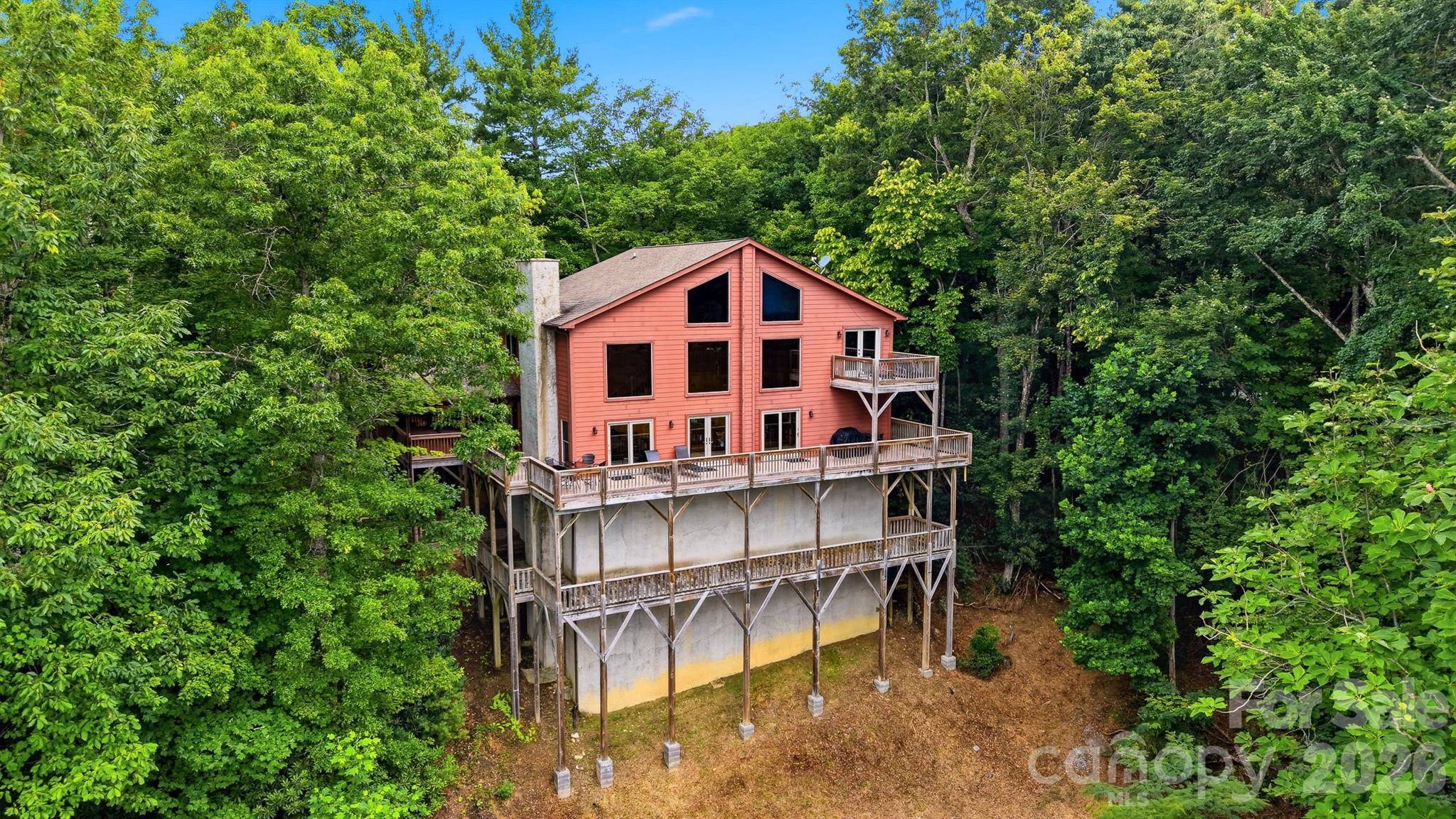 4216 Bolick RD, Lenoir, NC 28645