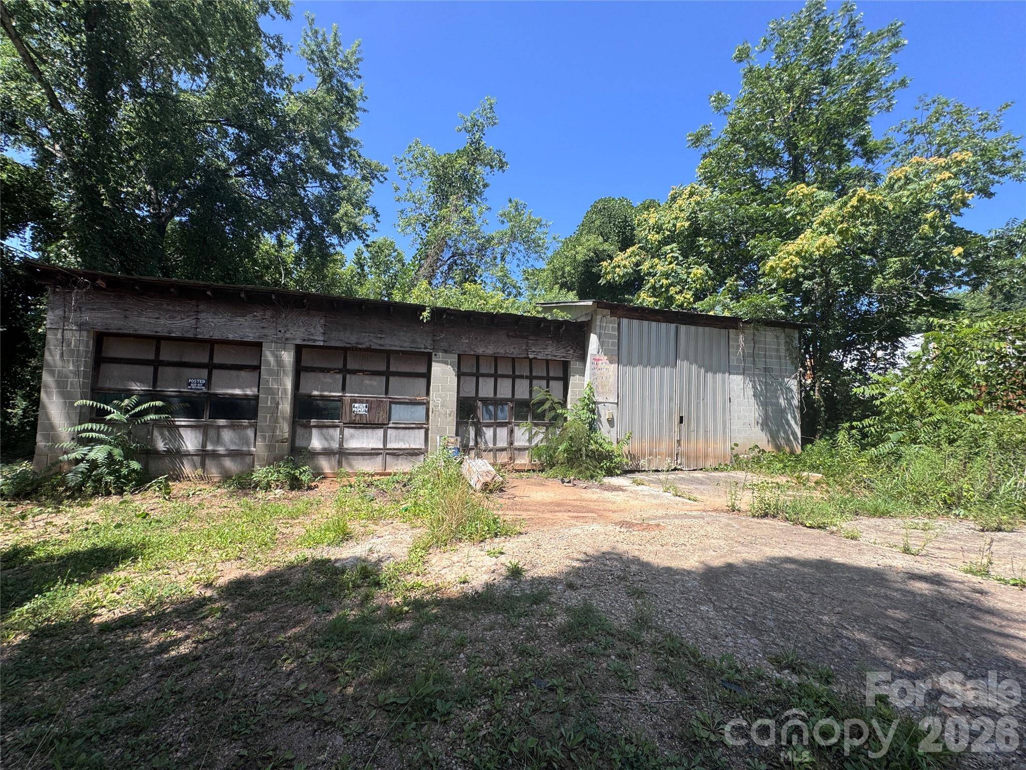 000 Miller AVE, Marion, NC 28752