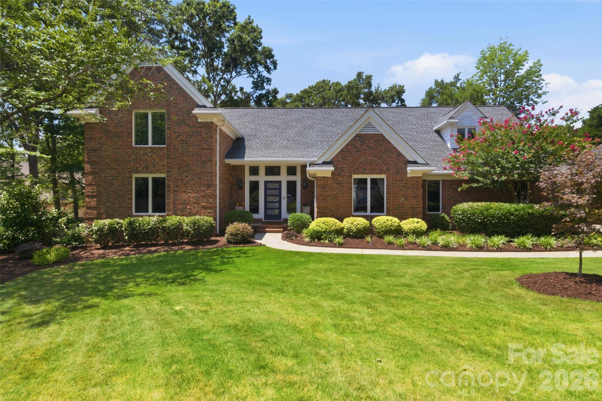 208 Kelly CT, Fort Mill, SC 29715