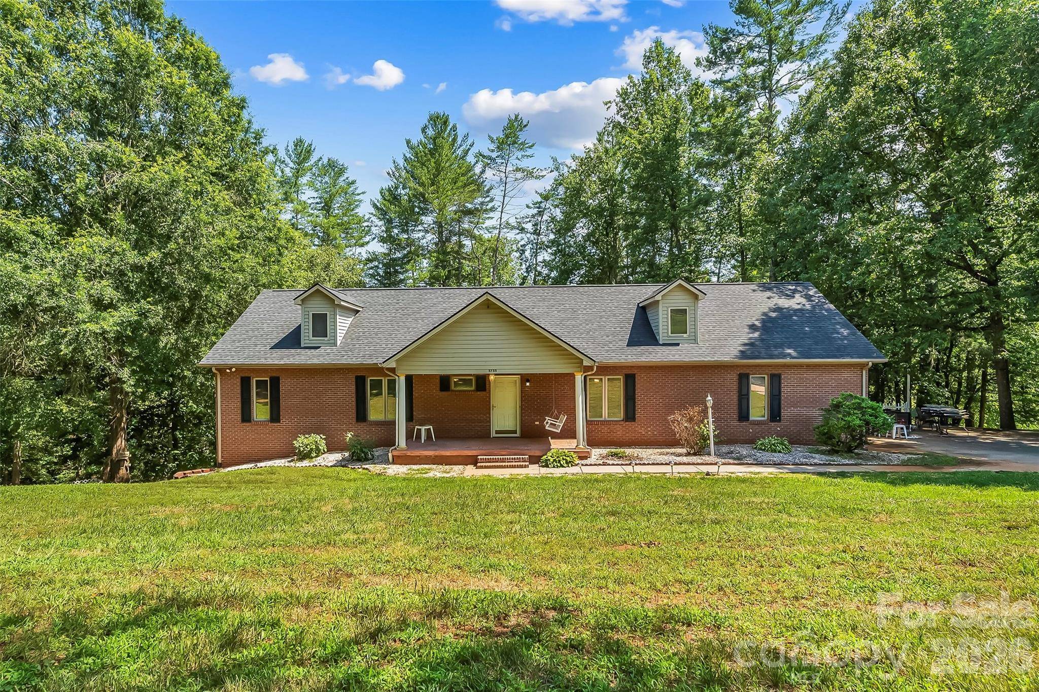 3735 Old Petra Mill RD, Granite Falls, NC 28630