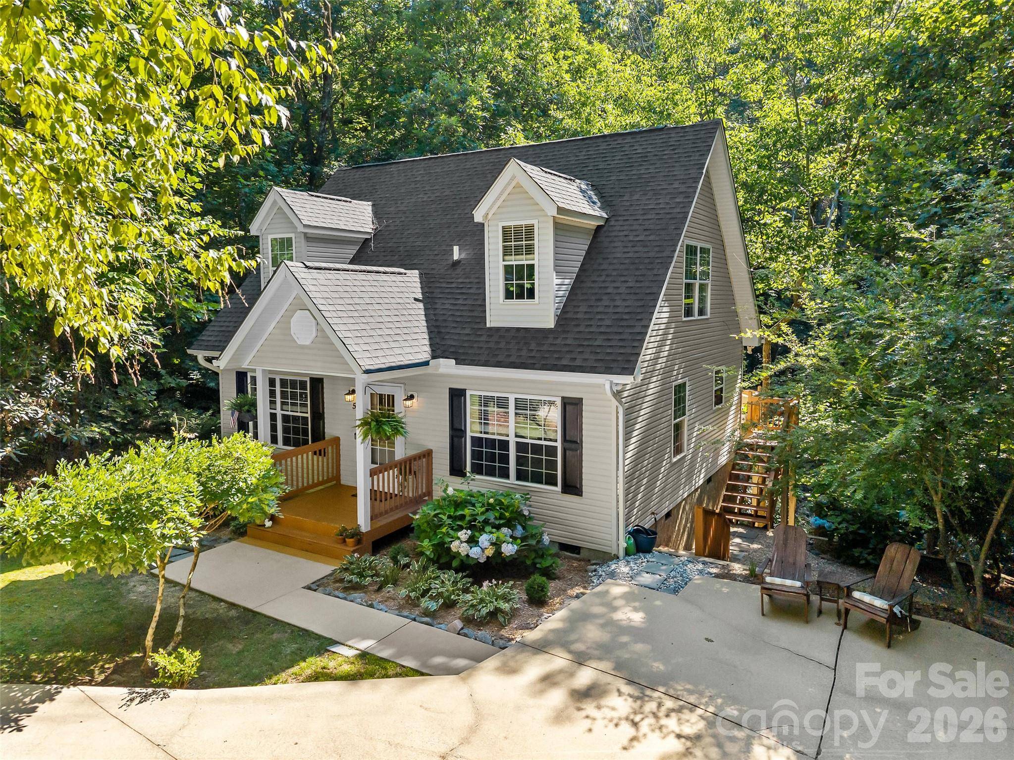 53 Honeysuckle Ridge RD, Pisgah Forest, NC 28768