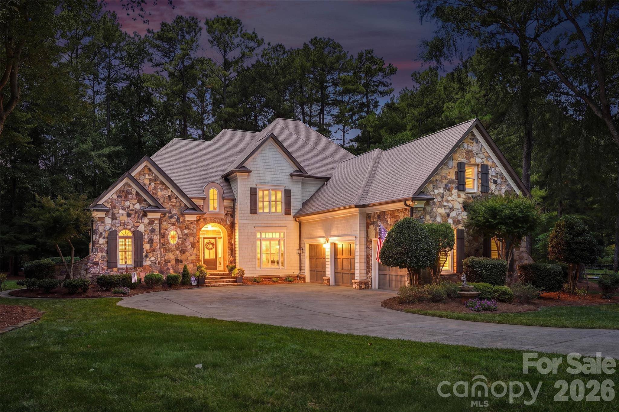 103 White Crest CT, Mooresville, NC 28117
