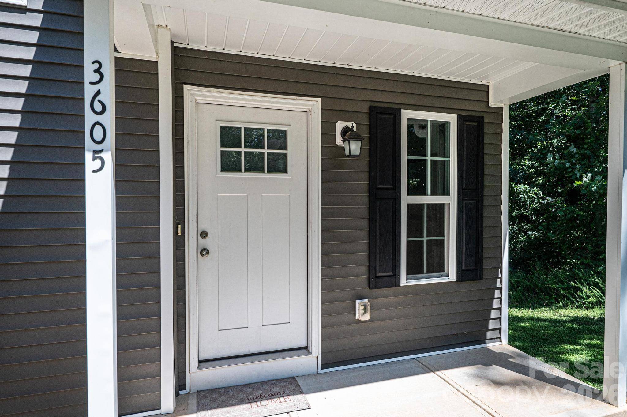 3605 Still Knoll LN, Sherrills Ford, NC 28673