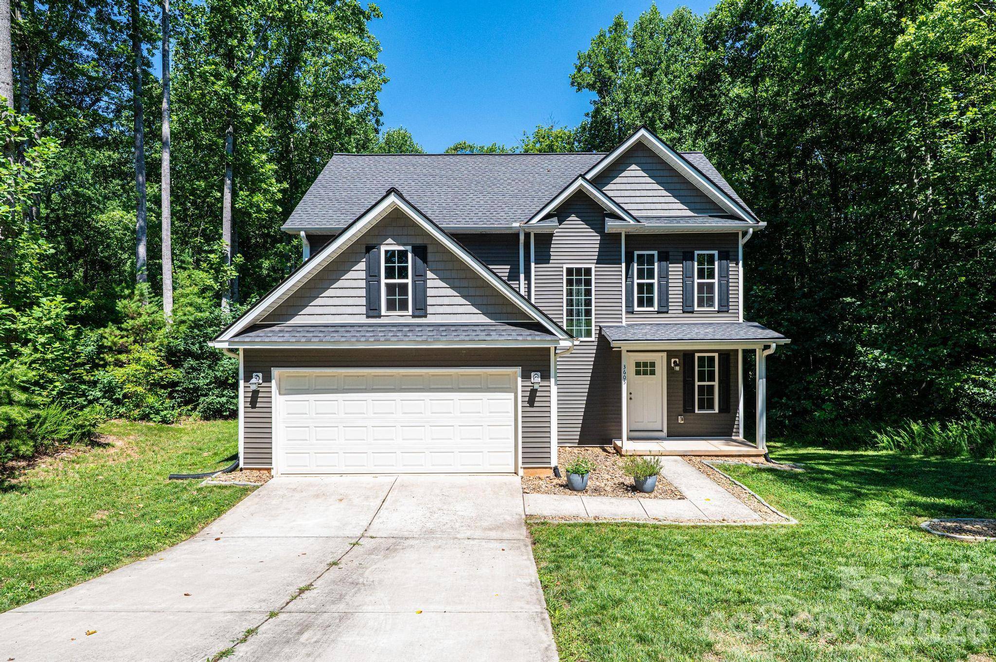 3605 Still Knoll LN, Sherrills Ford, NC 28673
