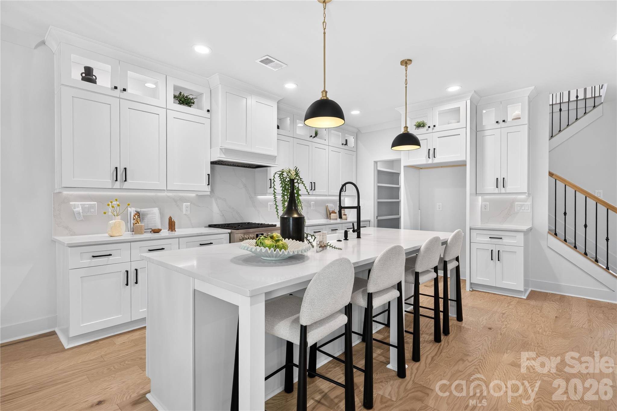 2316 Chateau CT, Matthews, NC 28105