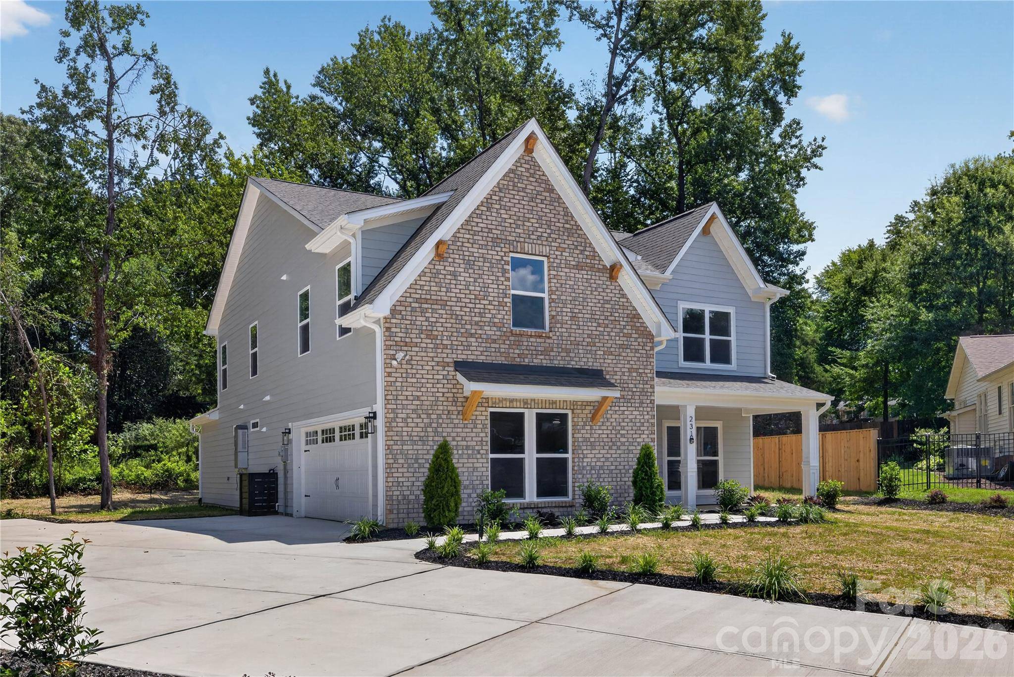 2316 Chateau CT, Matthews, NC 28105
