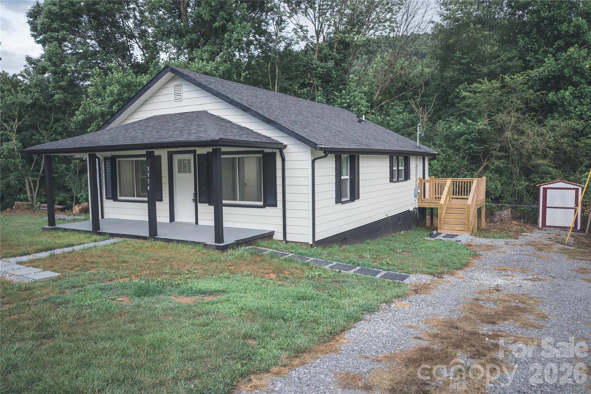 3974 Zero Mull RD, Morganton, NC 28655