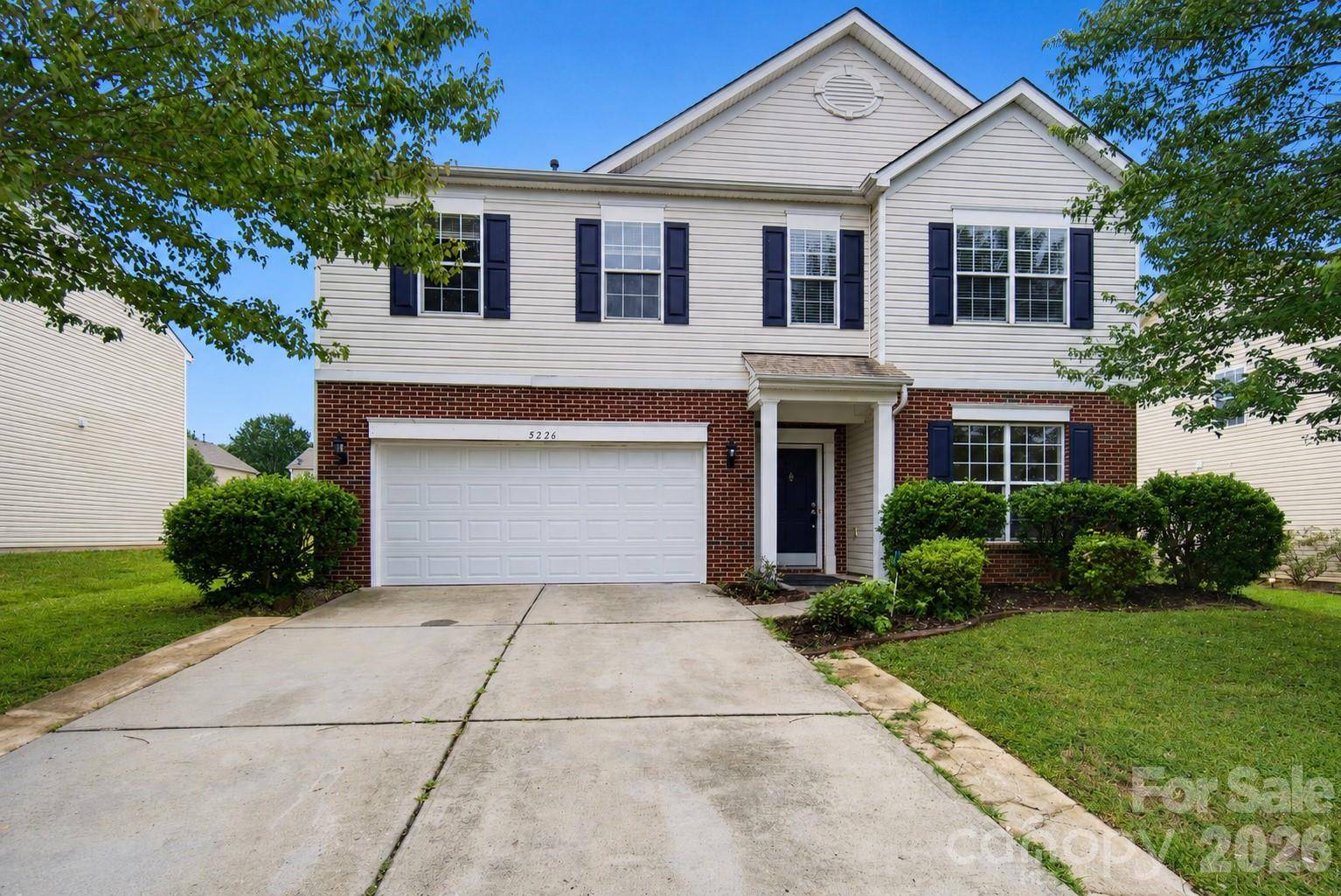5226 Coffeeberry LN, Charlotte, NC 28227