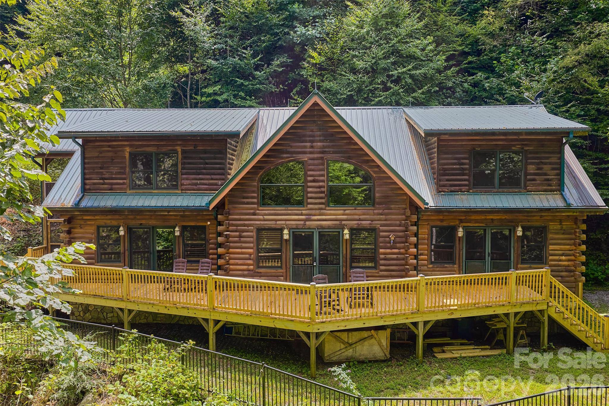 1482 Howard Moore RD, Hot Springs, NC 28743