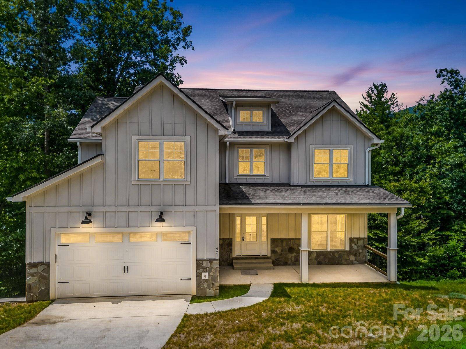 42 Stone Crest Mountain DR, Black Mountain, NC 28711