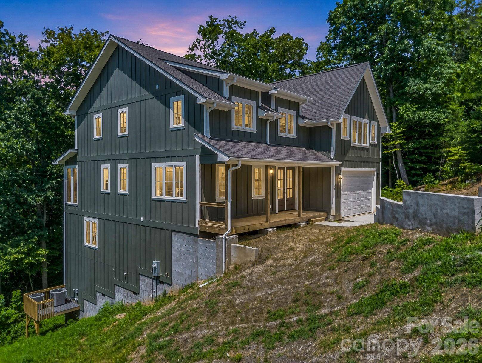 50 Stone Crest Mountain DR, Black Mountain, NC 28711