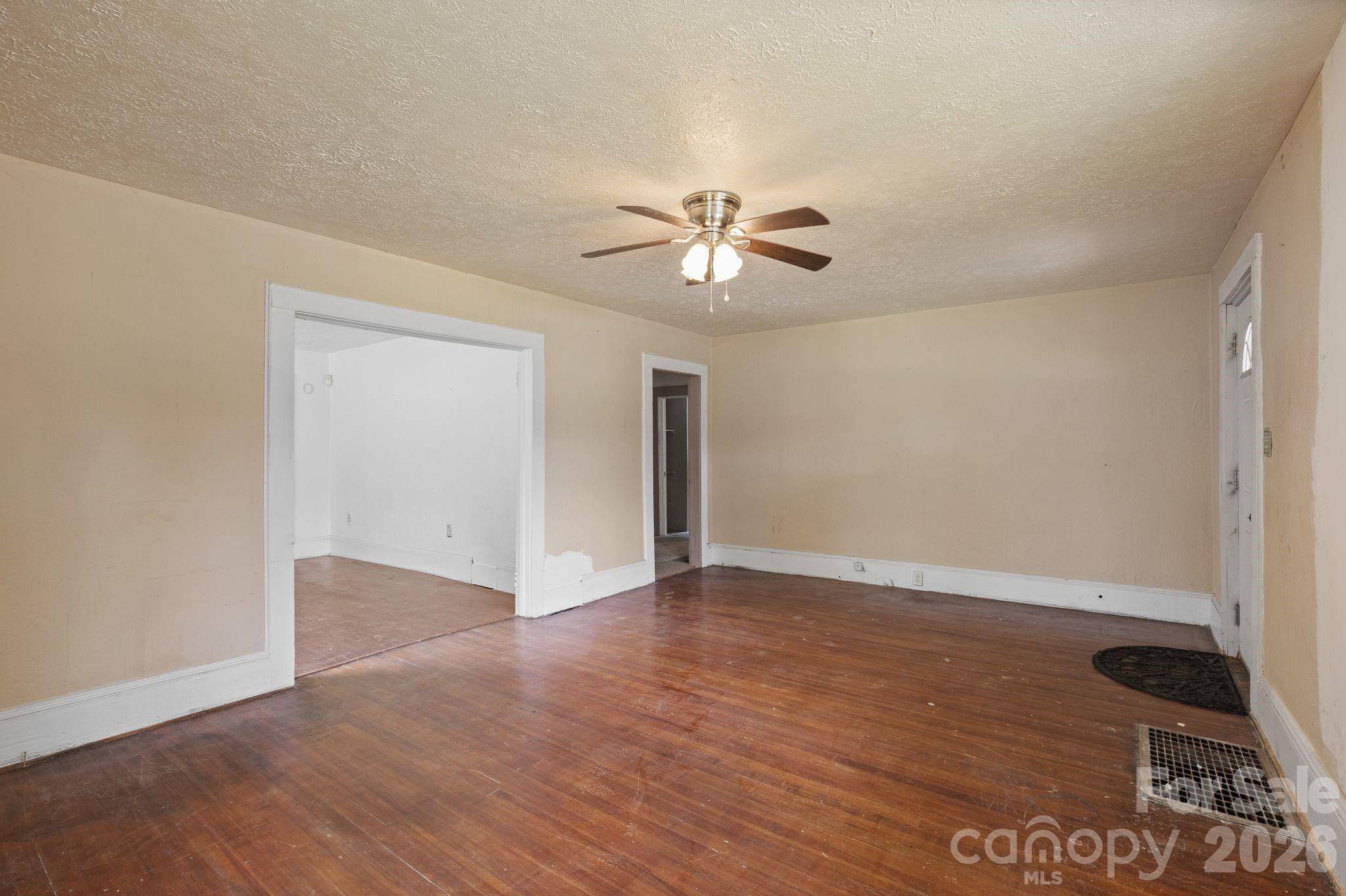 1434 S Main ST, Waynesville, NC 28786