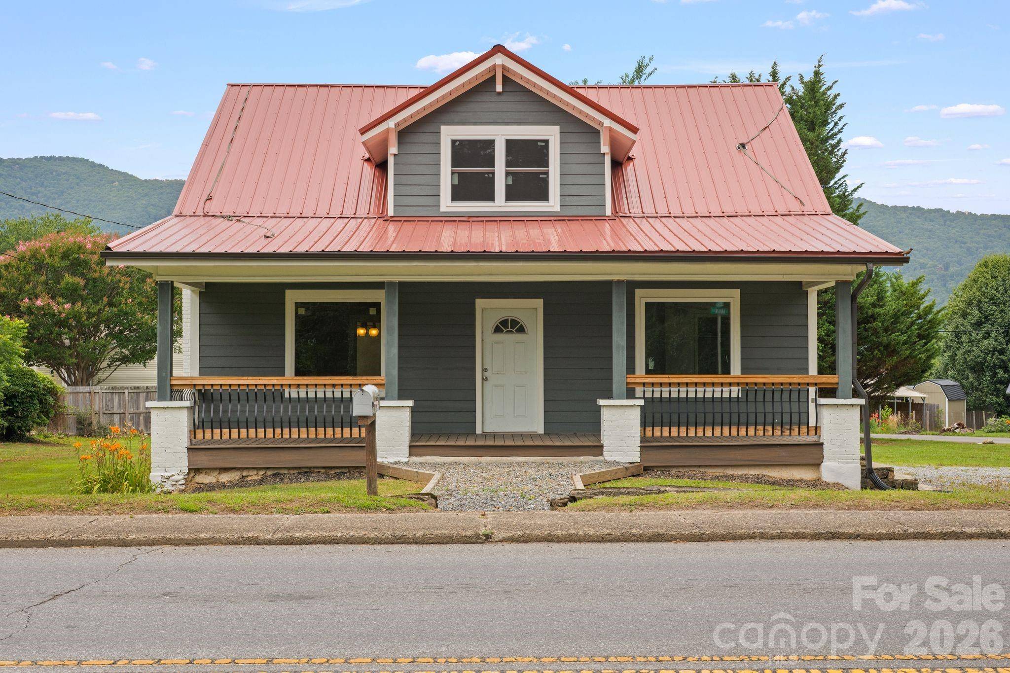 1434 S Main ST, Waynesville, NC 28786