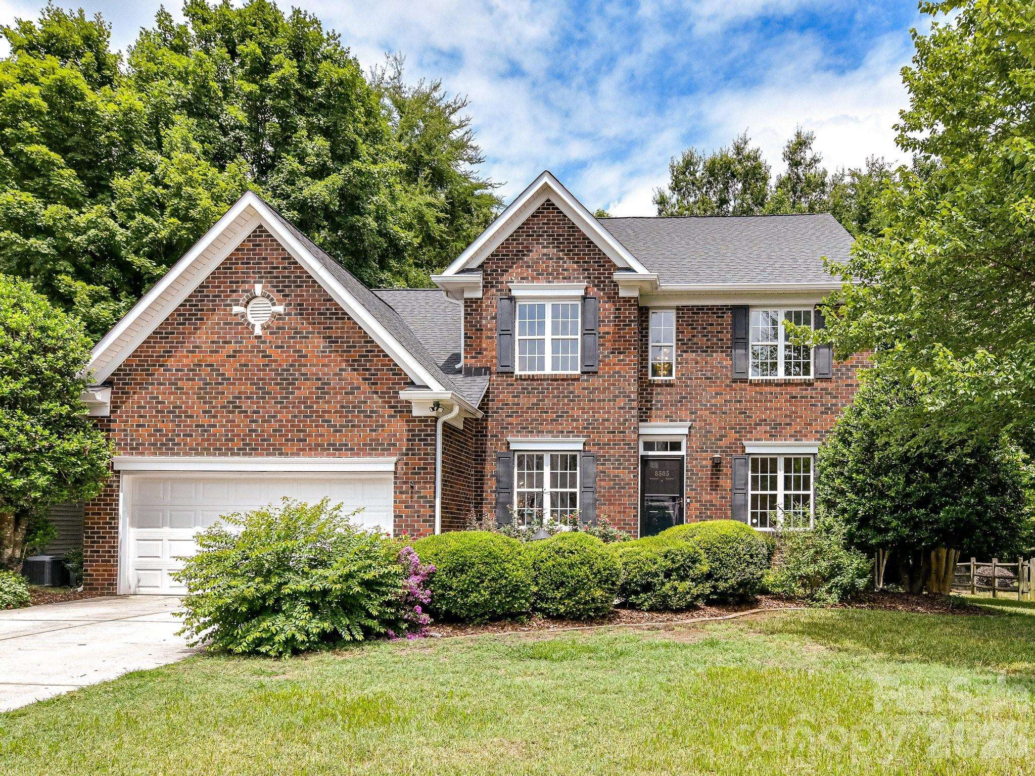 8505 Tintinhull LN, Waxhaw, NC 28173