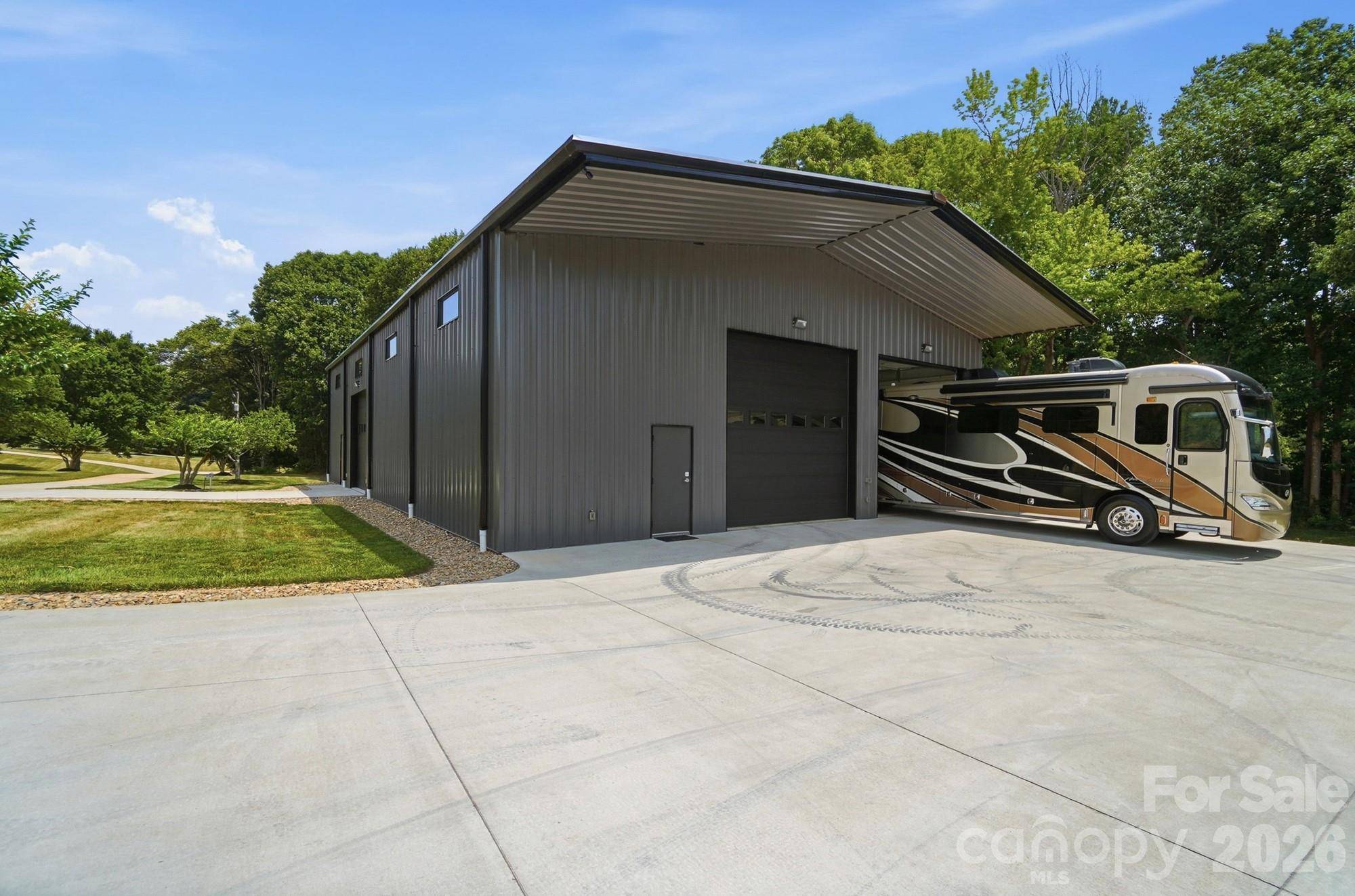 211 Winthrow Creek RD, Mooresville, NC 28115