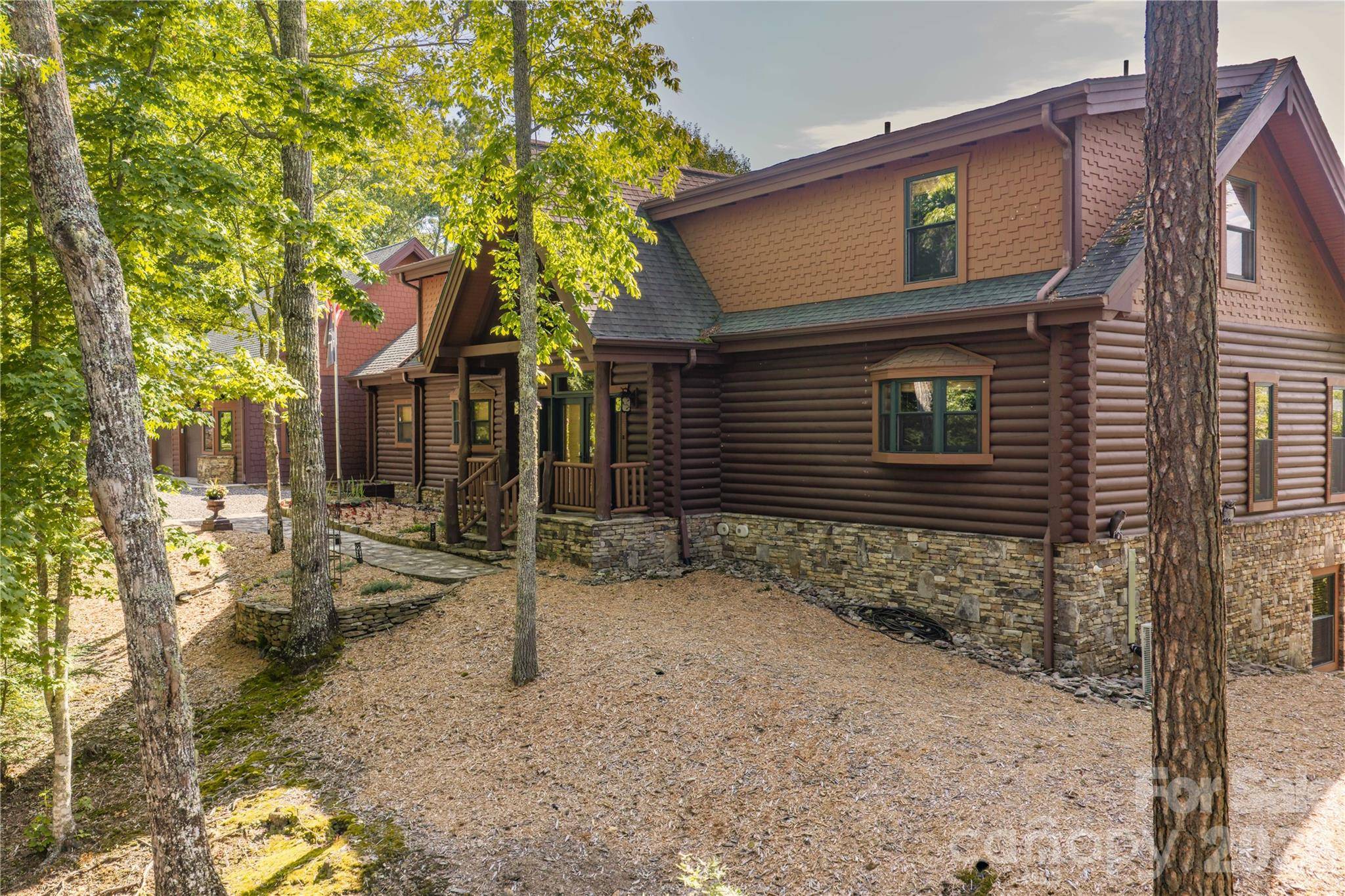 925 Appalachian WAY, Bryson City, NC 28713
