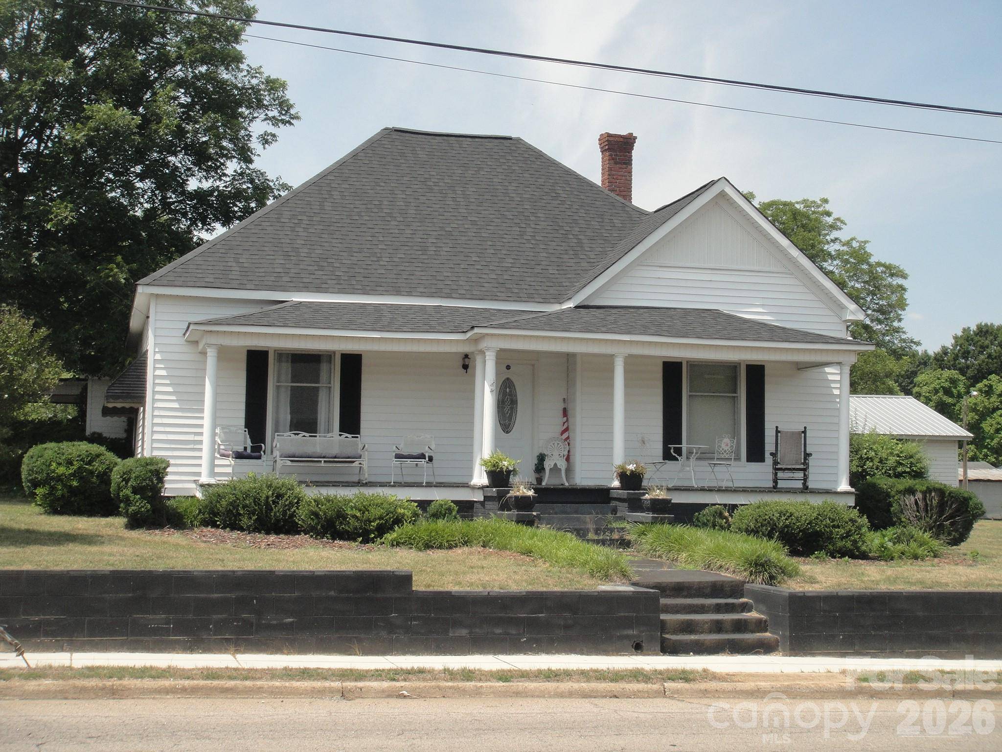 501 W Ryder AVE, Landis, NC 28088