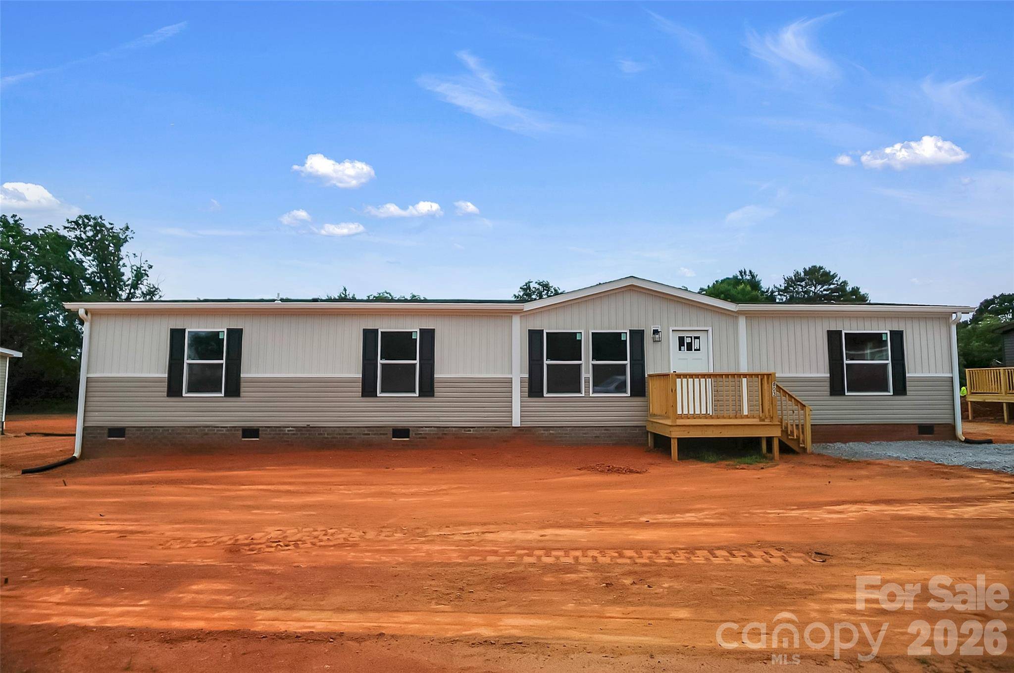 803 Eagle View LN, Lawndale, NC 28090
