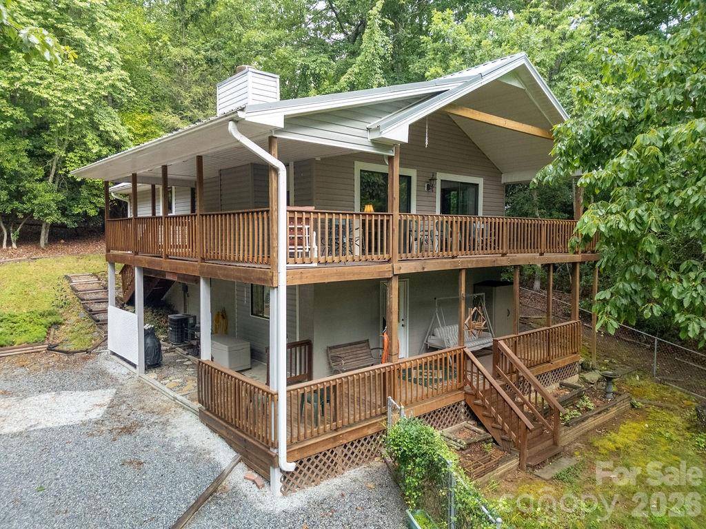 108 Easy ST, Cedar Mountain, NC 28718