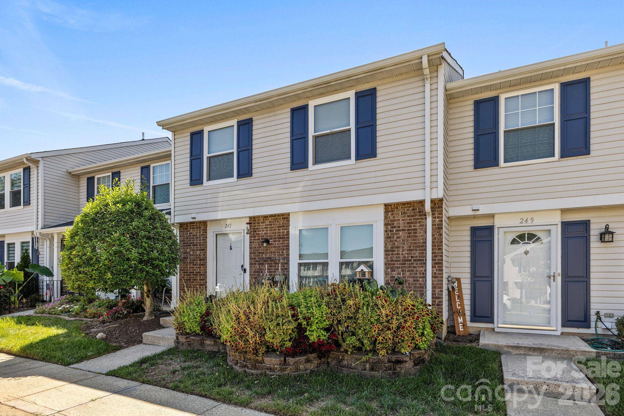 247 Water Oak DR, Pineville, NC 28134