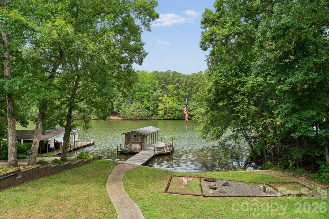 9781 Pine Tree RD, Norwood, NC 28128