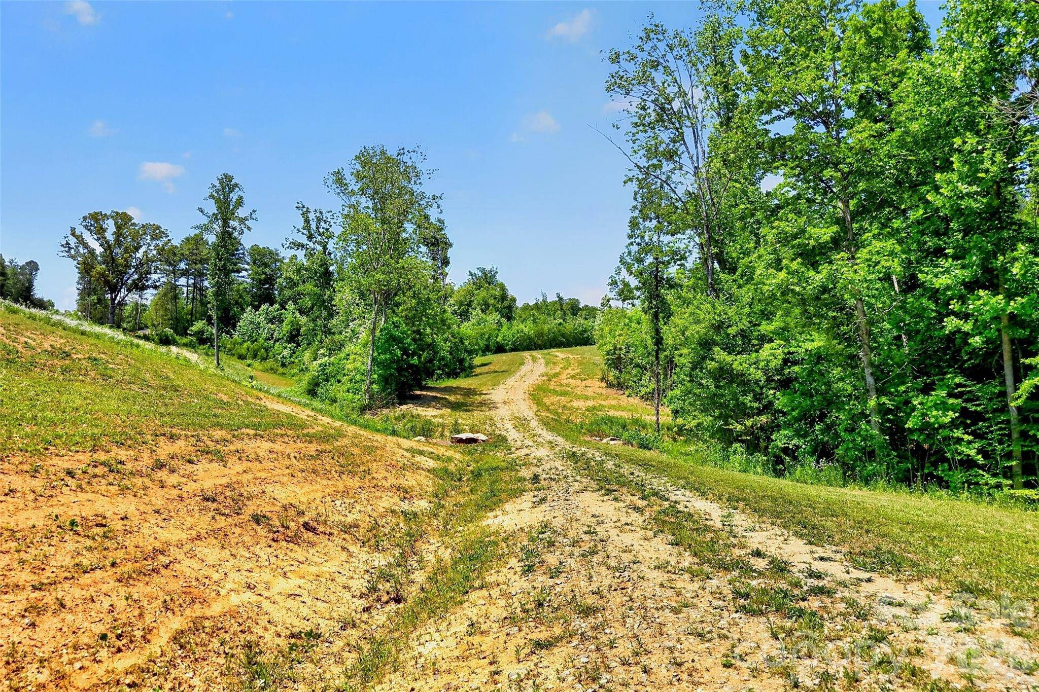 272 Randolph DR #1, Marion, NC 28752