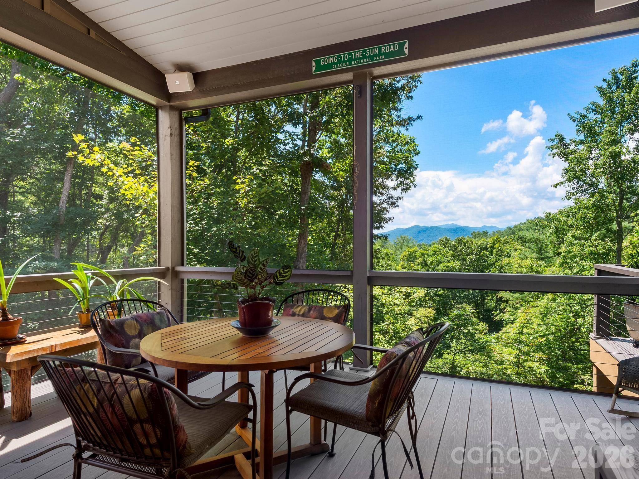 174 Dancing Wind LN, Marshall, NC 28753