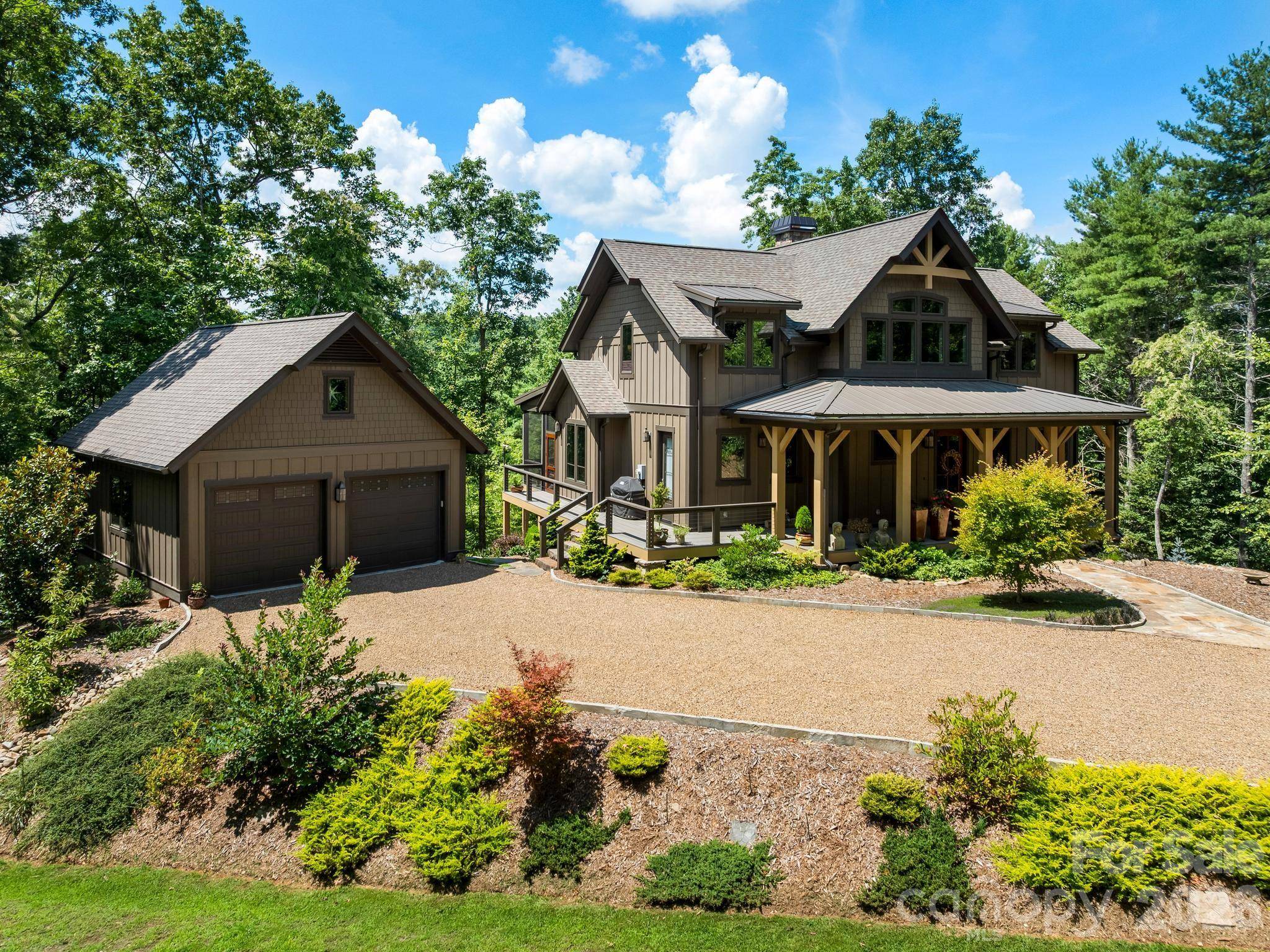 174 Dancing Wind LN, Marshall, NC 28753
