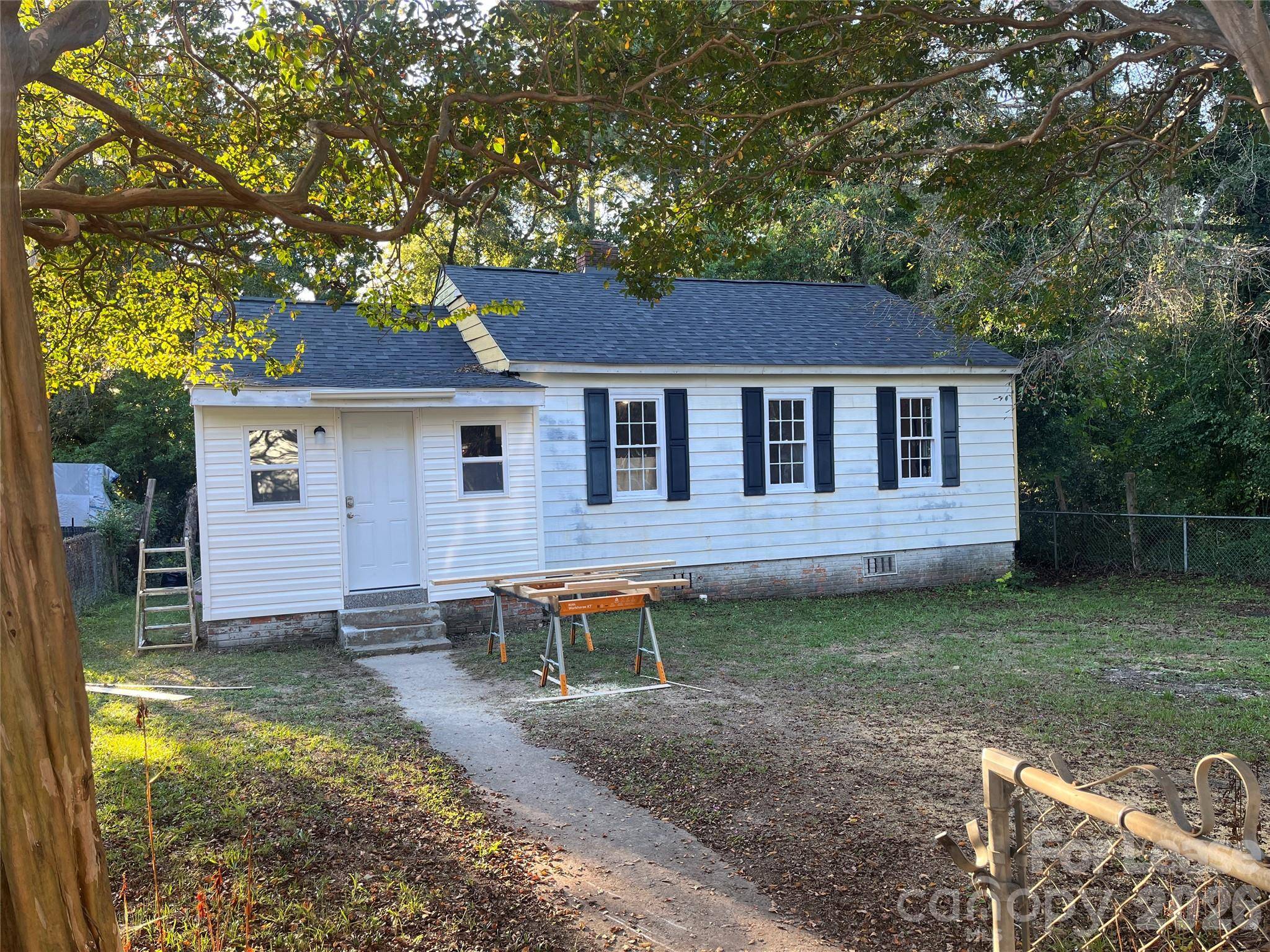 4723 Linden ST, Columbia, SC 29203