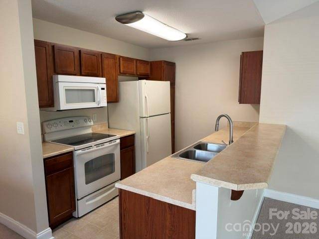 93 Foxden DR #204, Fletcher, NC 28732