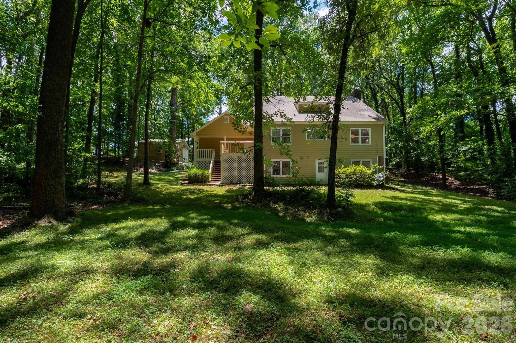 909 Woodland Forest DR, Waxhaw, NC 28173