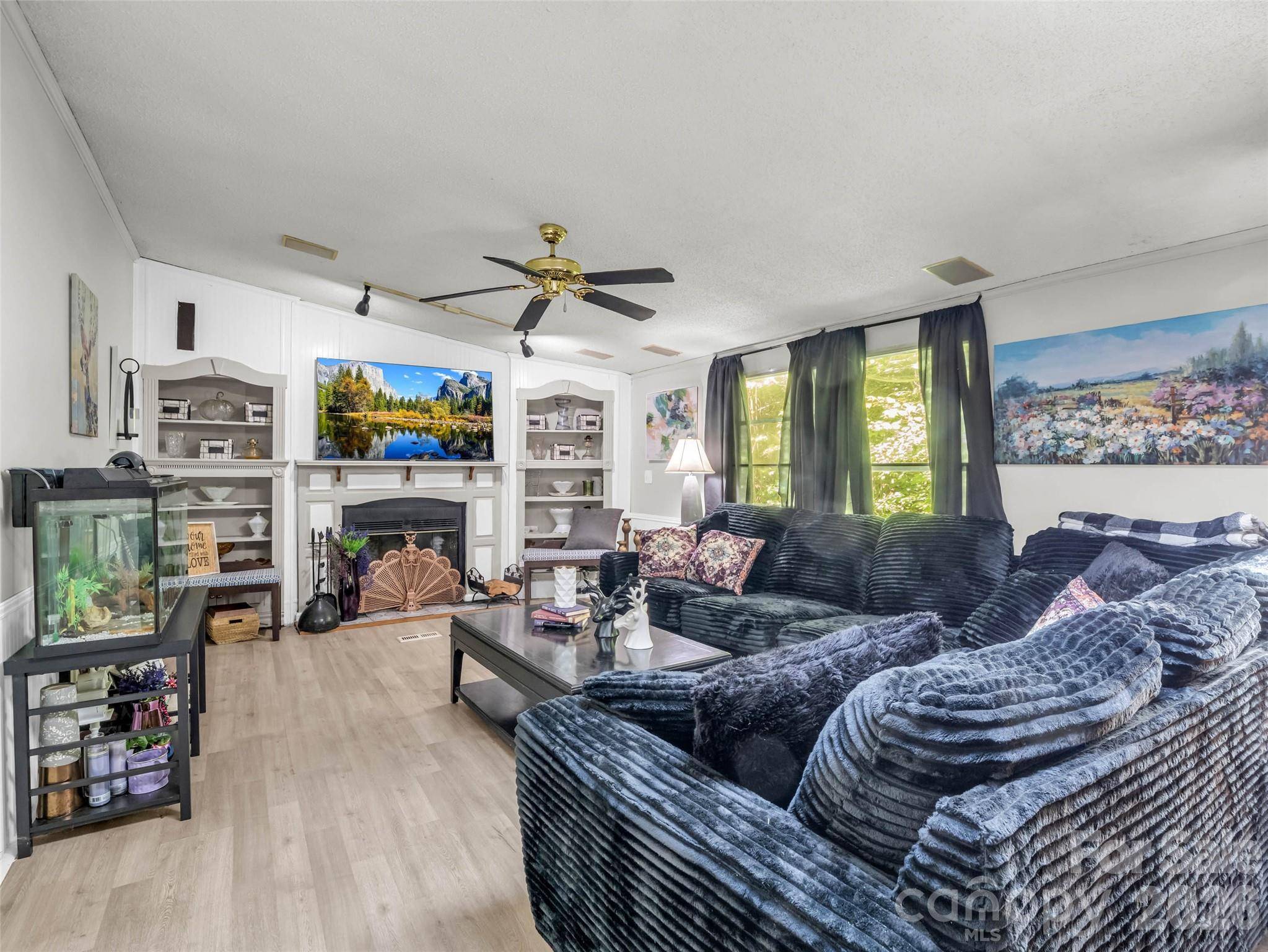 771 Bishop LN, Mill Spring, NC 28756