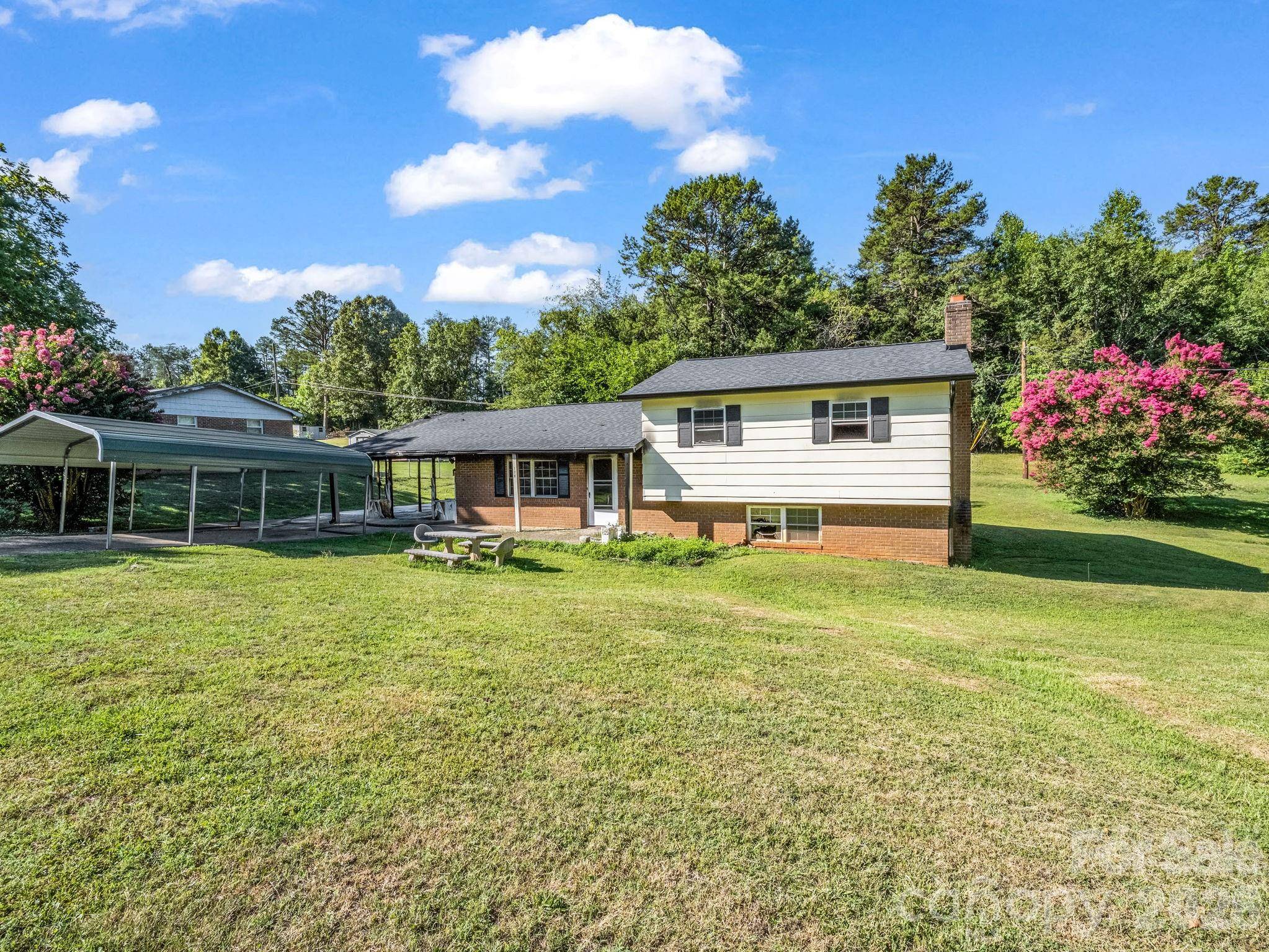 176 Michael ST, Bostic, NC 28018