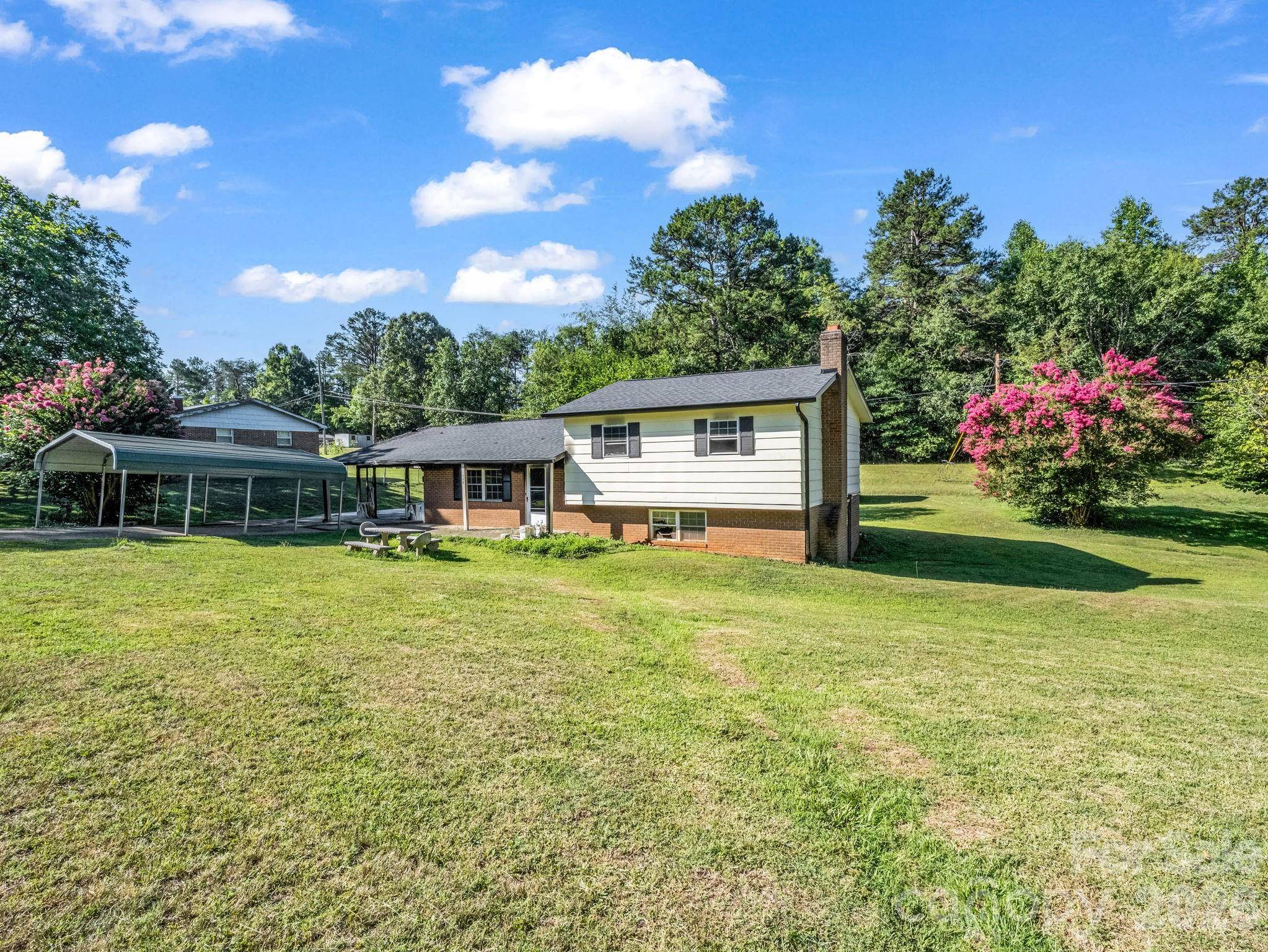 176 Michael ST, Bostic, NC 28018