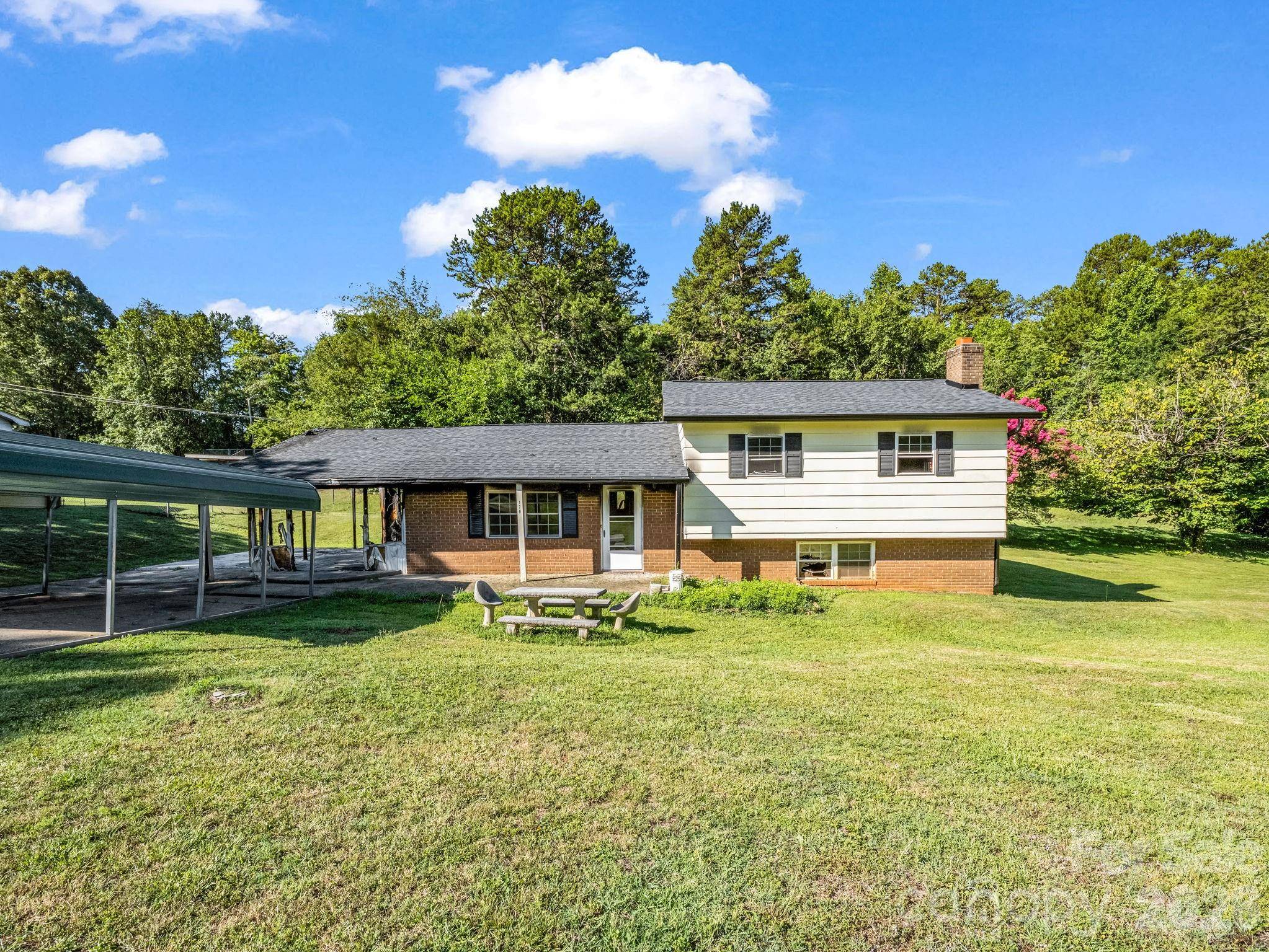 176 Michael ST, Bostic, NC 28018
